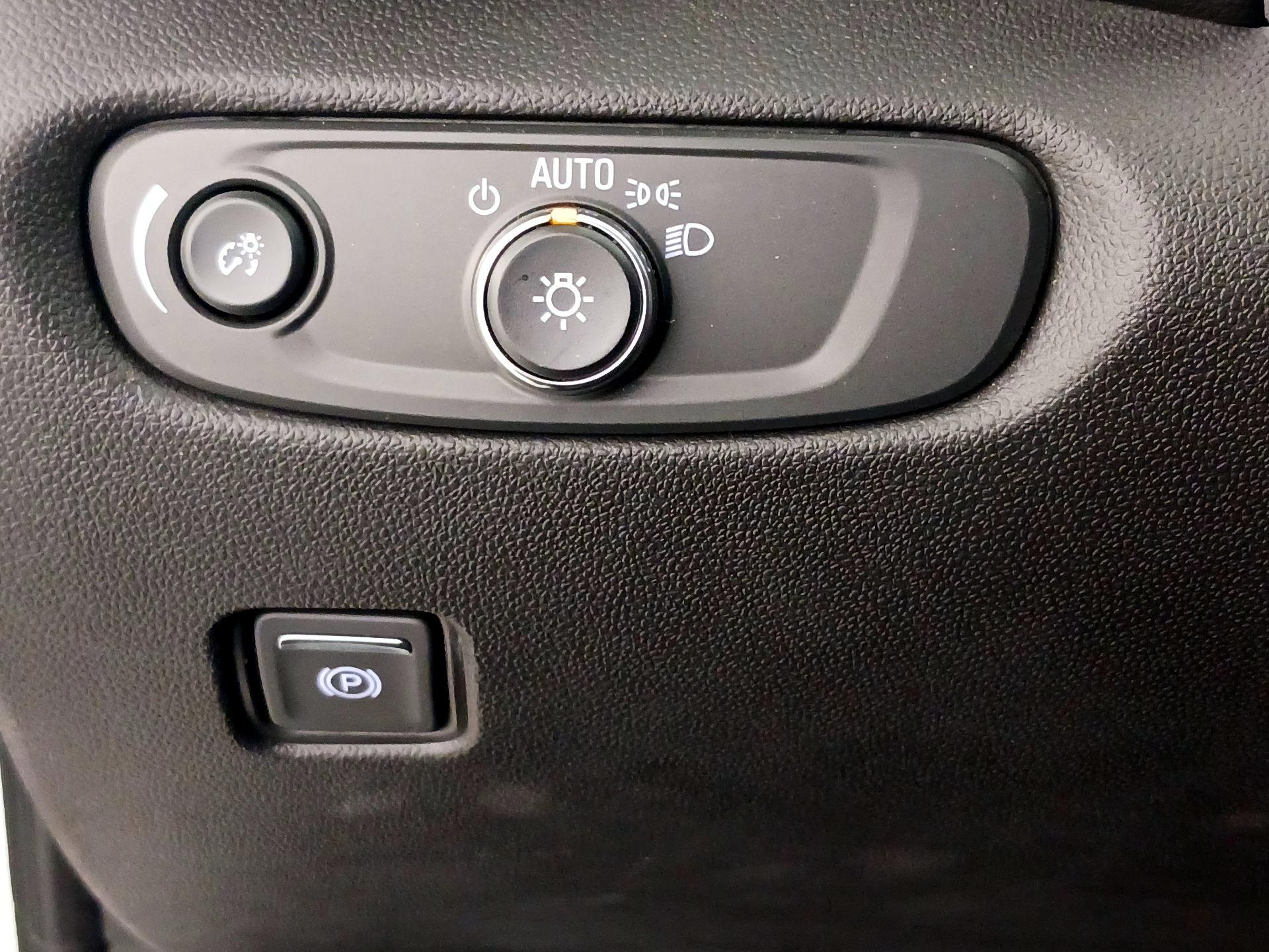 Thumbnail: 2023 Chevrolet Blazer - 13