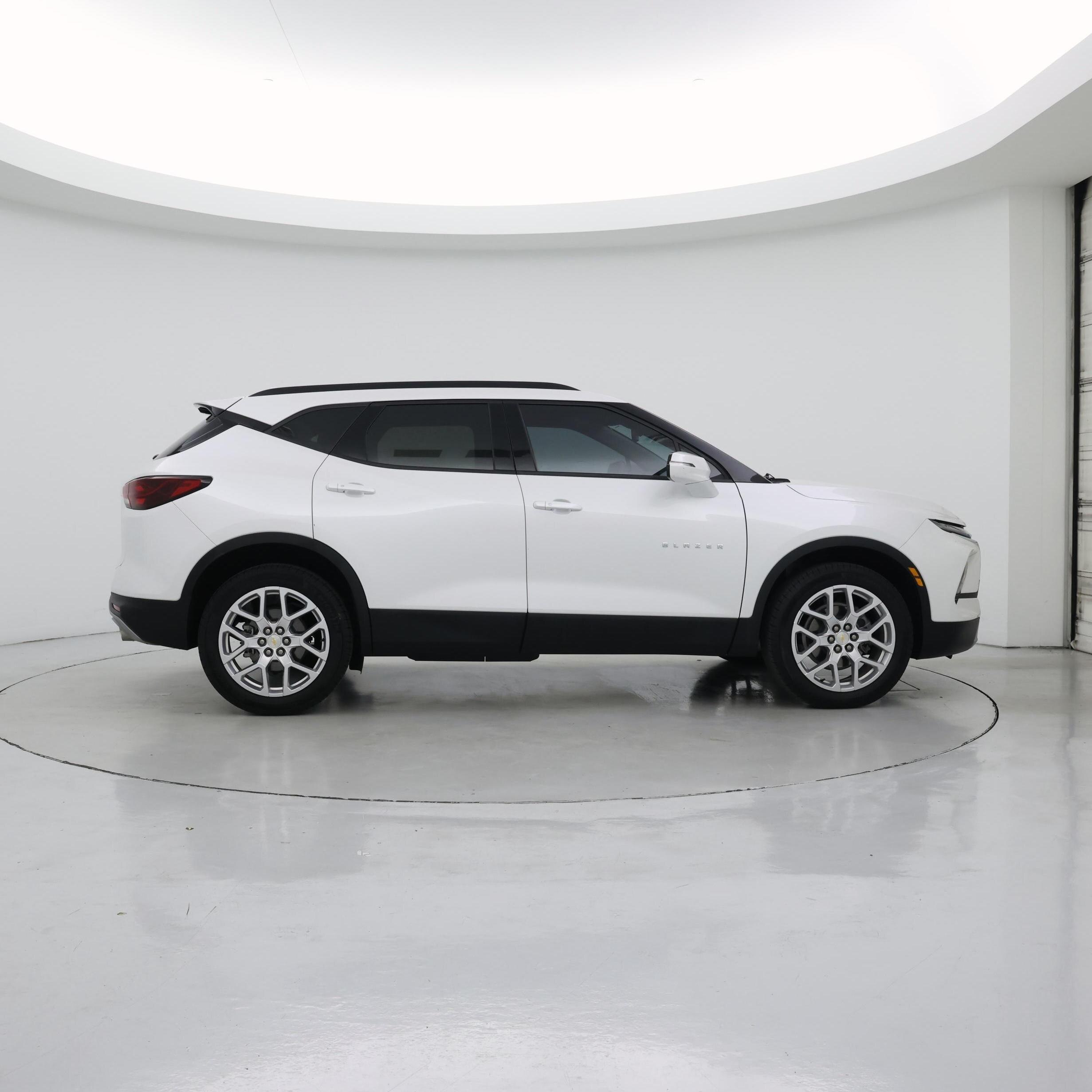 Thumbnail: 2023 Chevrolet Blazer - 7