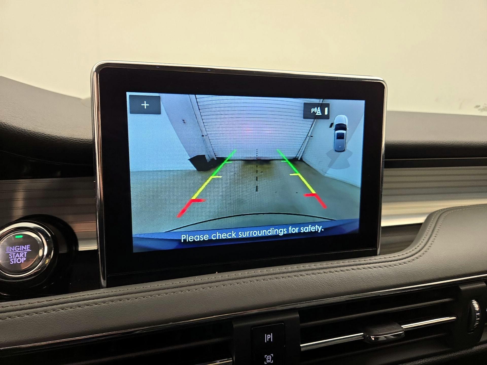 Thumbnail: 2022 Lincoln Corsair - 14