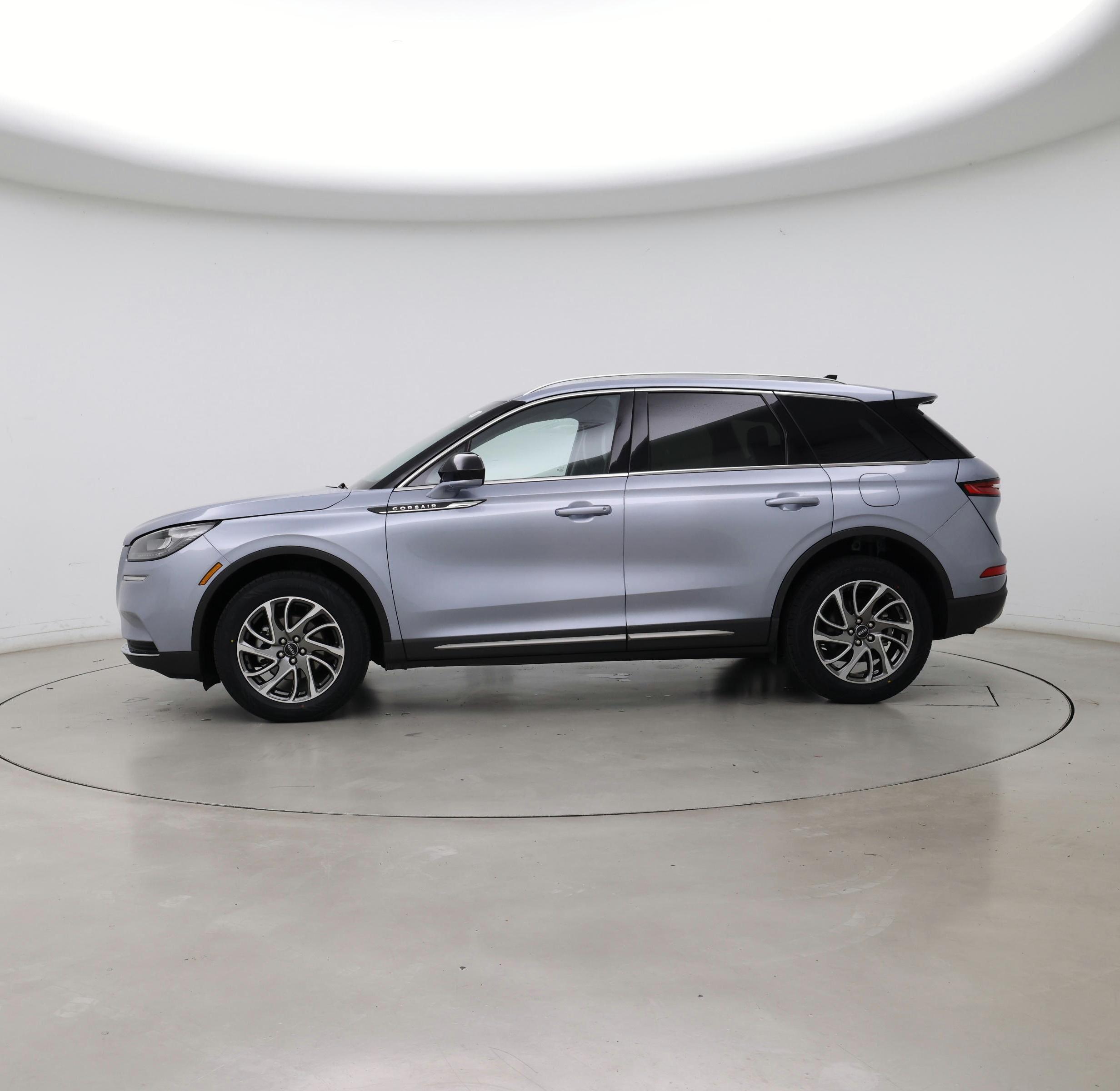 Thumbnail: 2022 Lincoln Corsair - 3