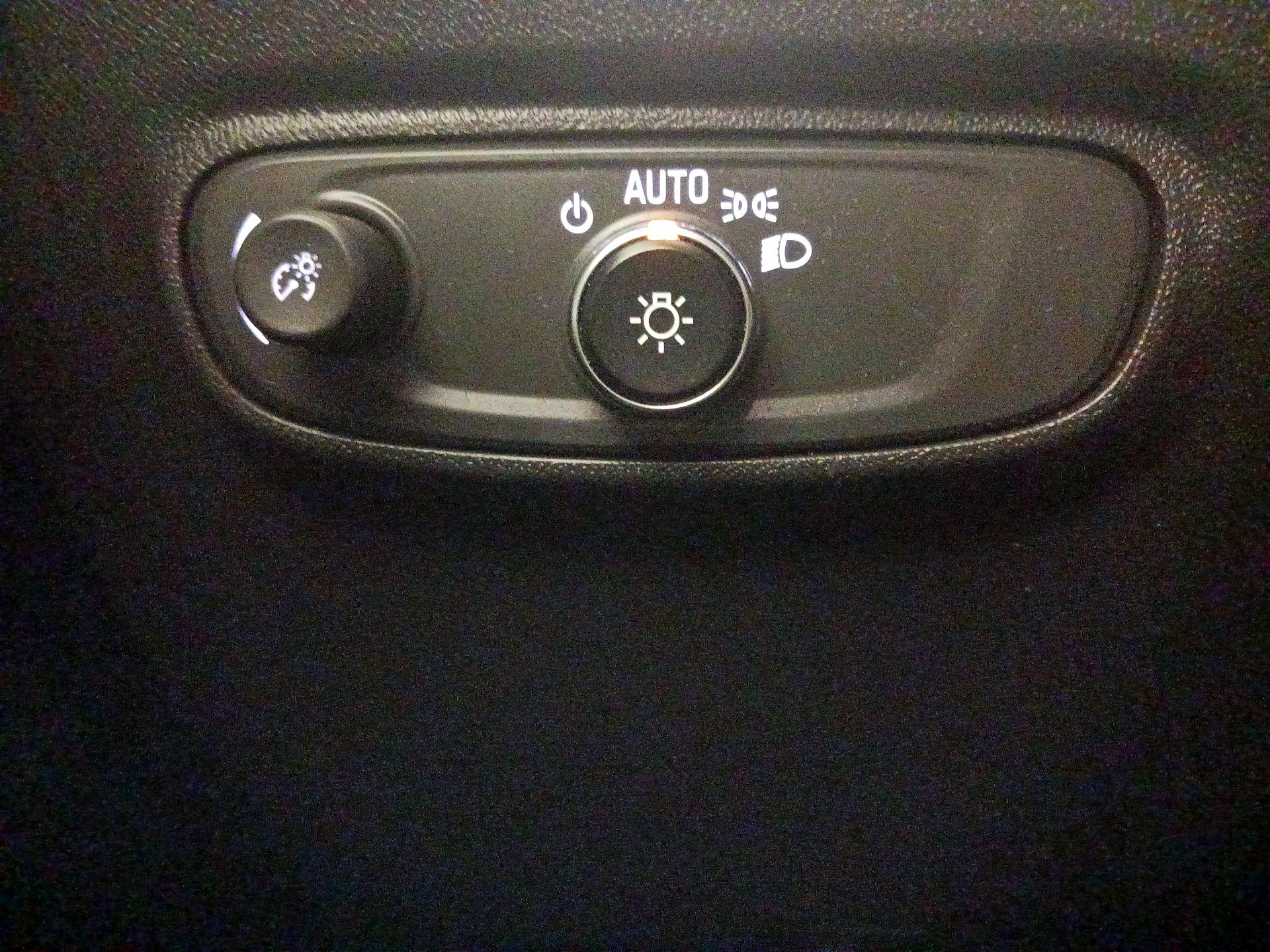 Thumbnail: 2023 Chevrolet Equinox - 13