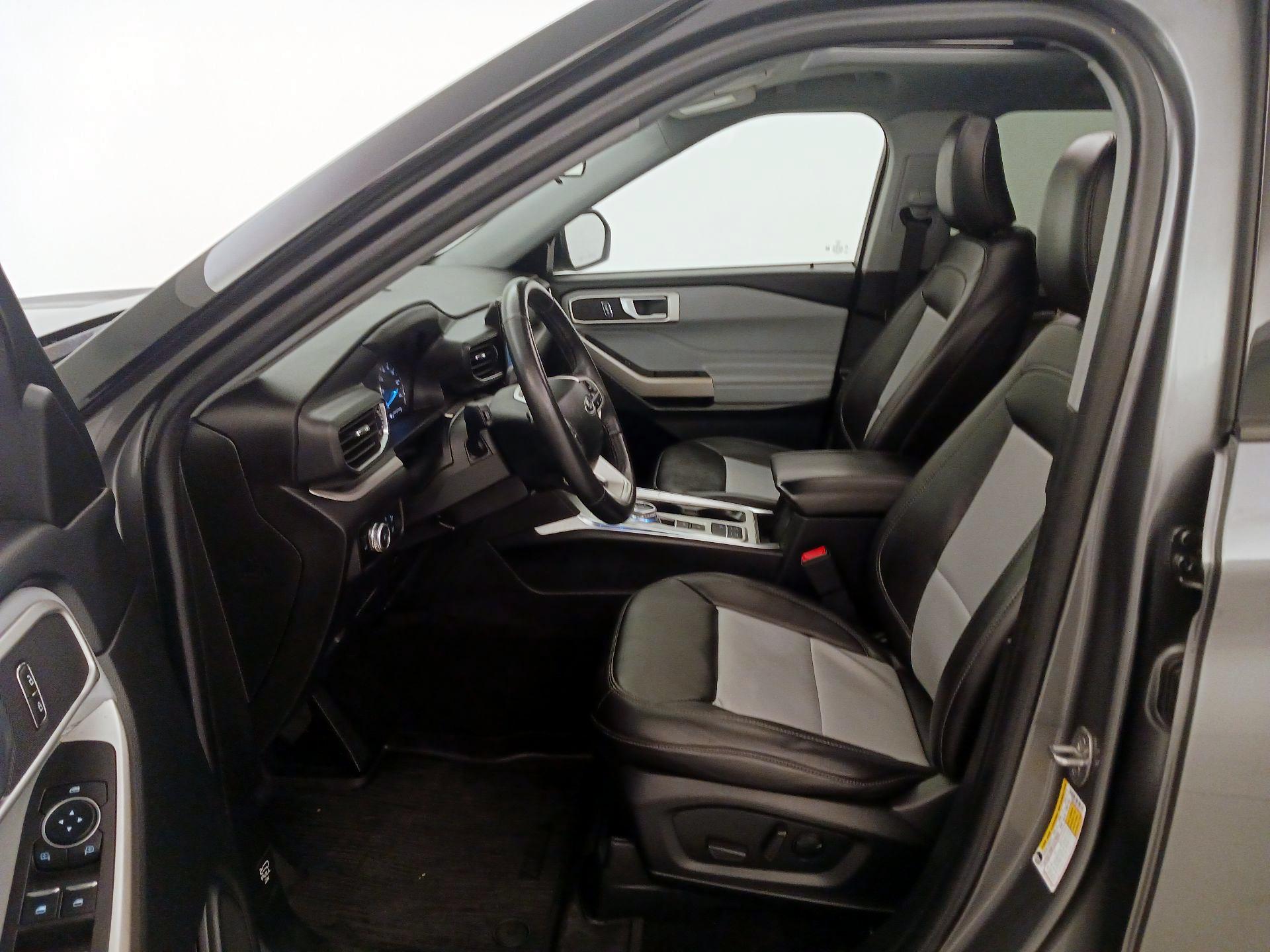 Thumbnail: 2023 Ford Explorer - 11