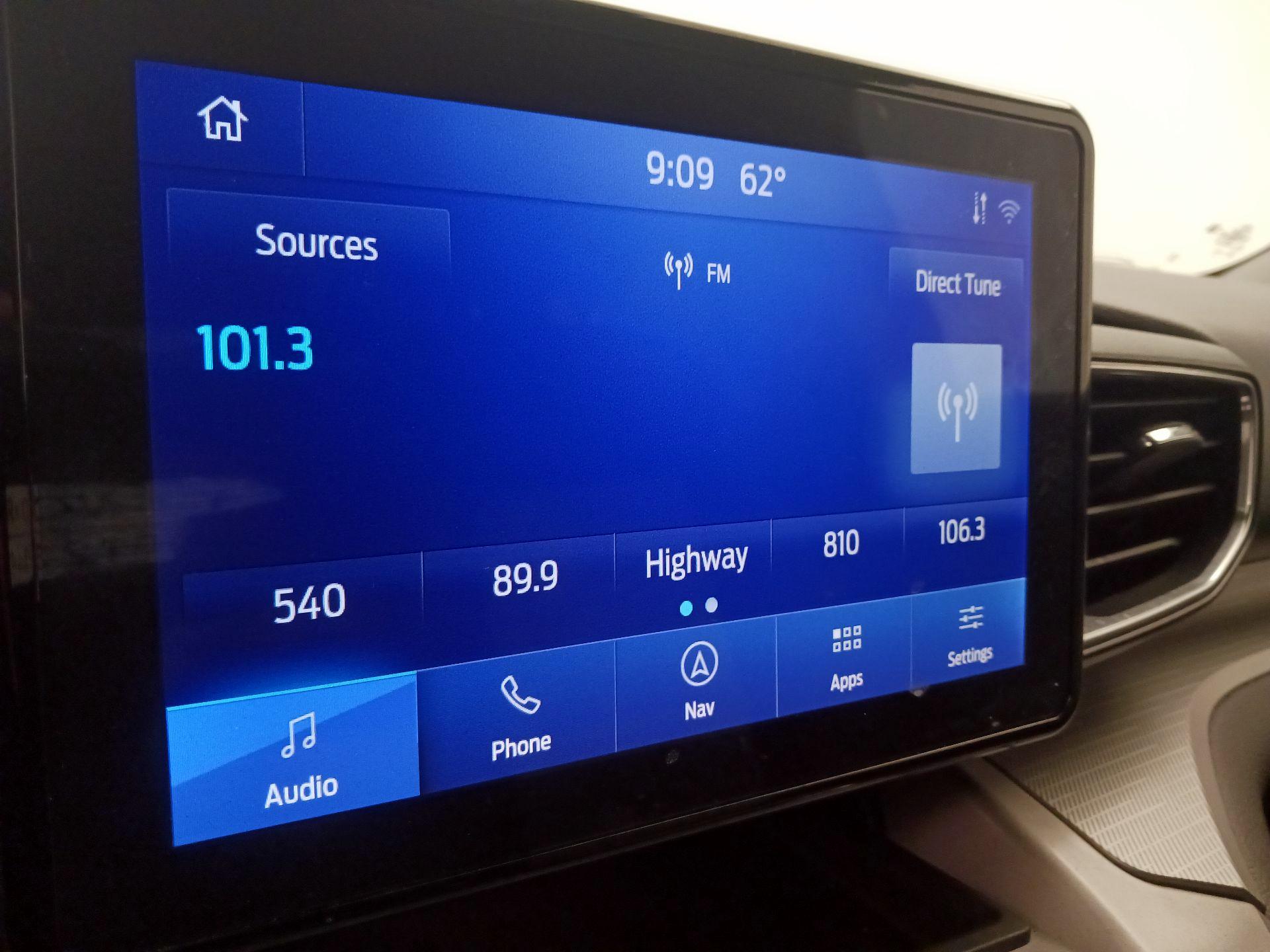 Thumbnail: 2023 Ford Explorer - 16