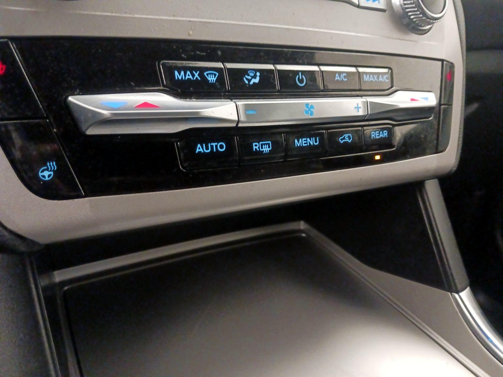 Thumbnail: 2023 Ford Explorer - 17