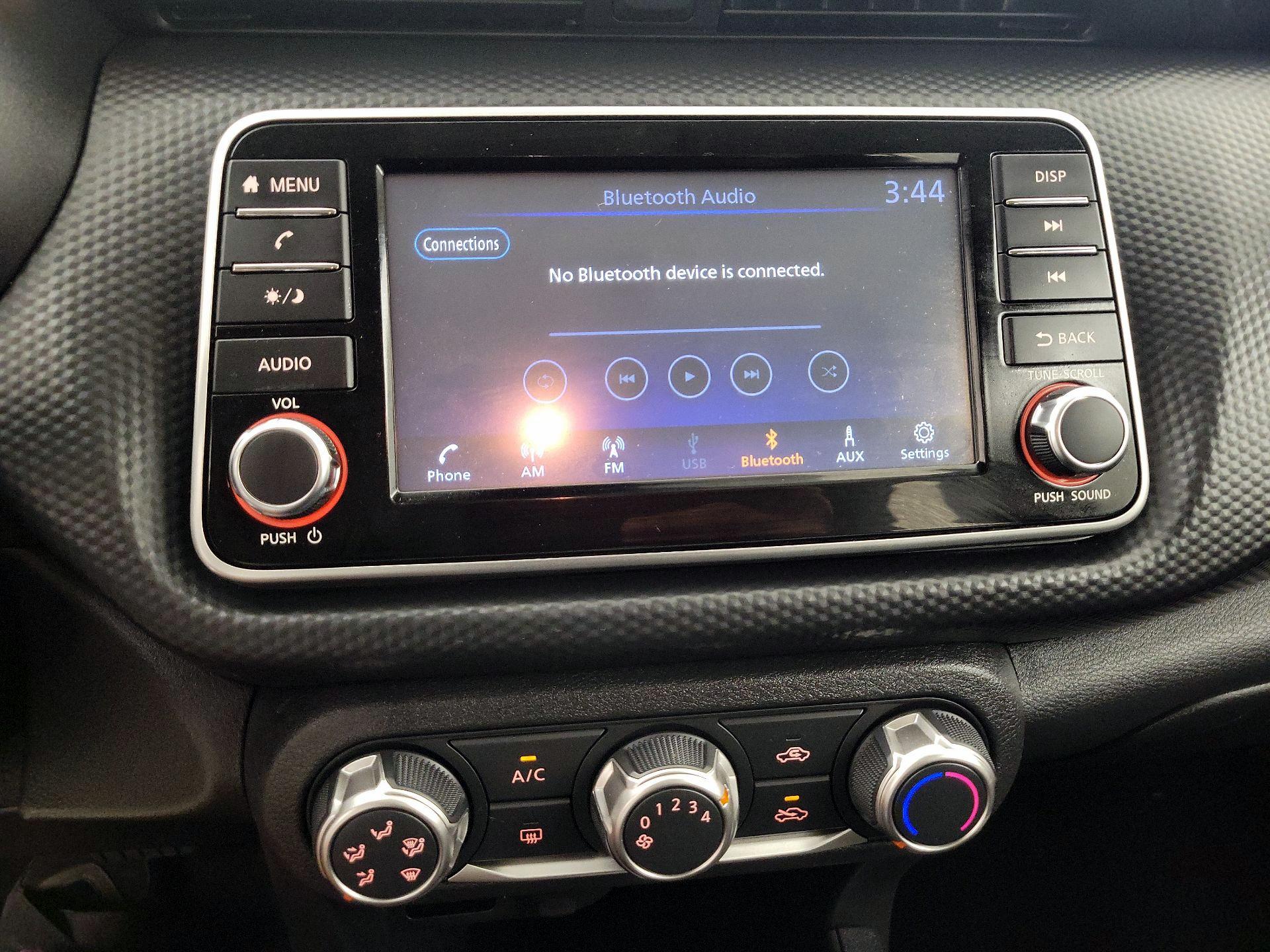 Thumbnail: 2024 Nissan Kicks - 15