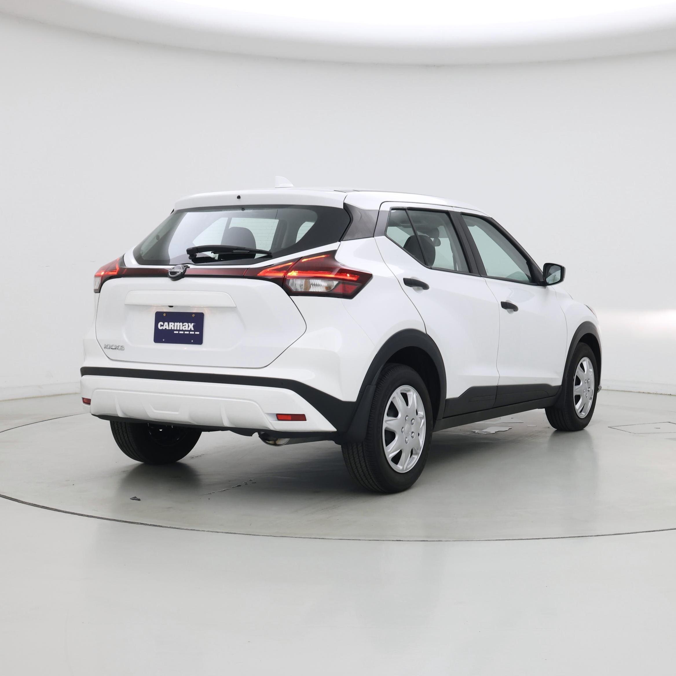 Thumbnail: 2024 Nissan Kicks - 8