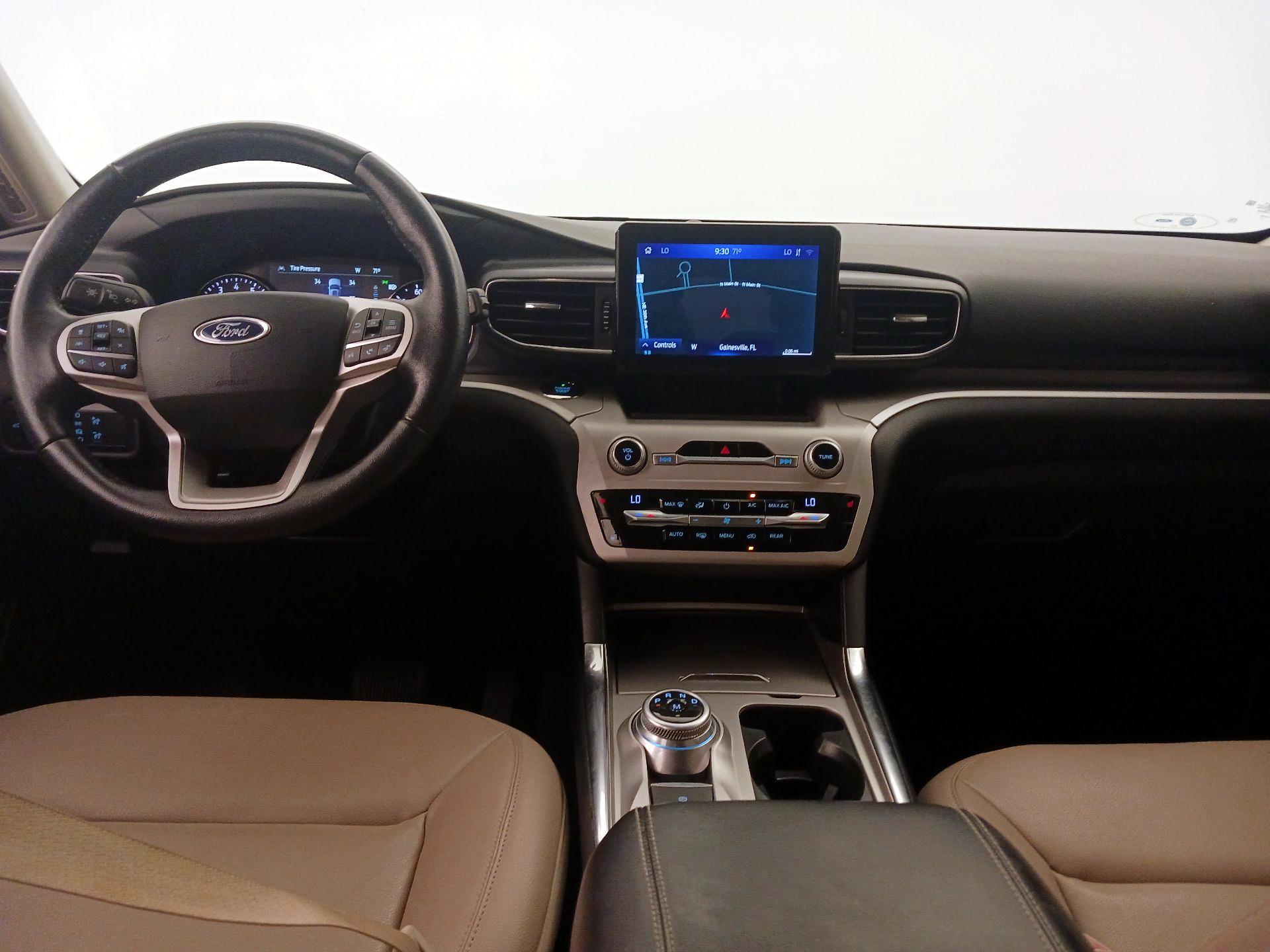 Thumbnail: 2020 Ford Explorer - 9