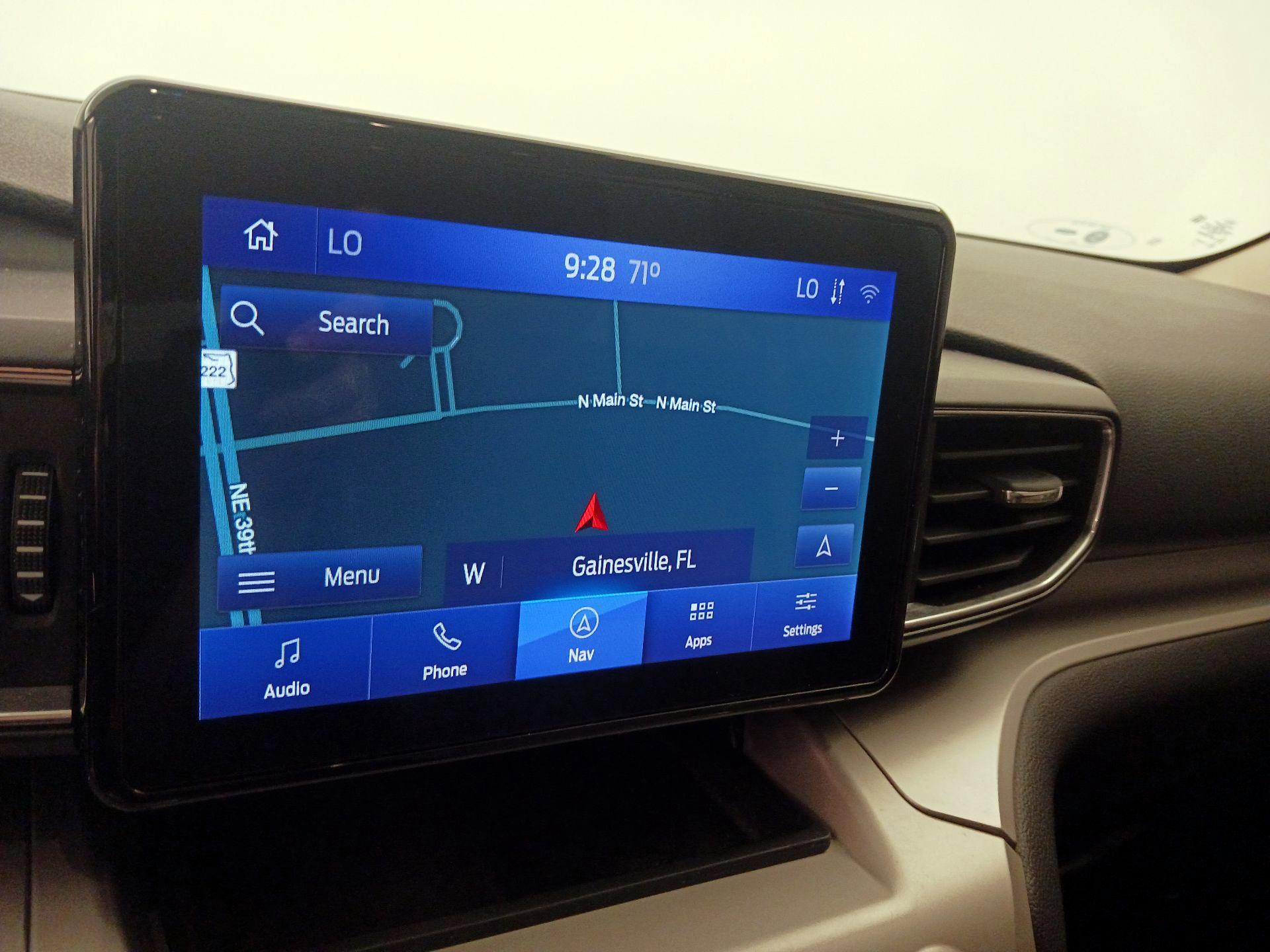 Thumbnail: 2020 Ford Explorer - 14