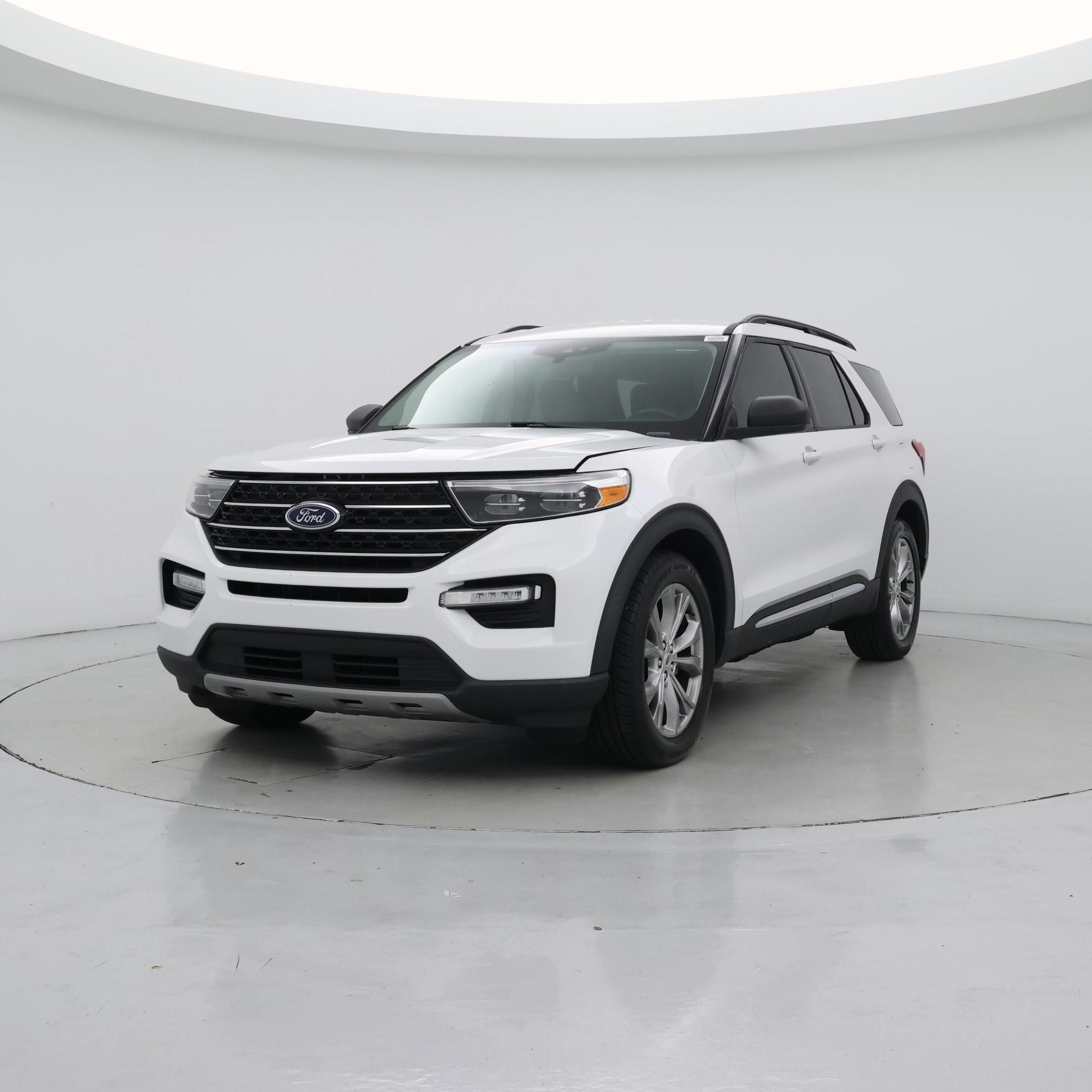 Thumbnail: 2020 Ford Explorer - 4