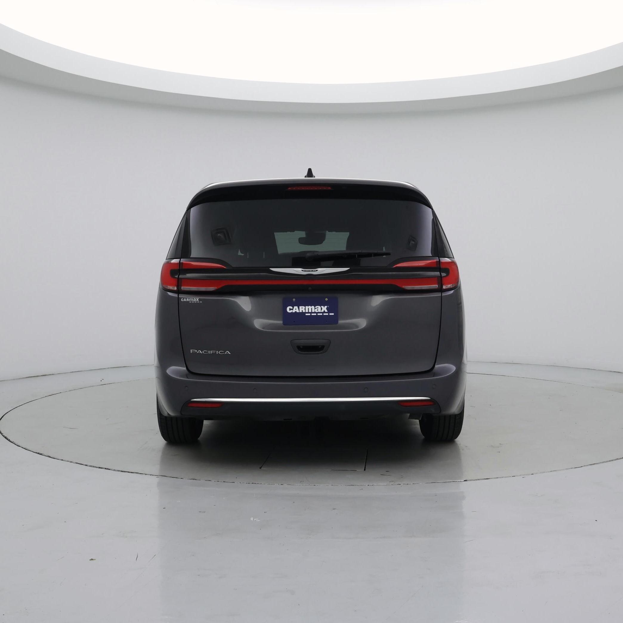 Thumbnail: 2023 Chrysler Pacifica - 6