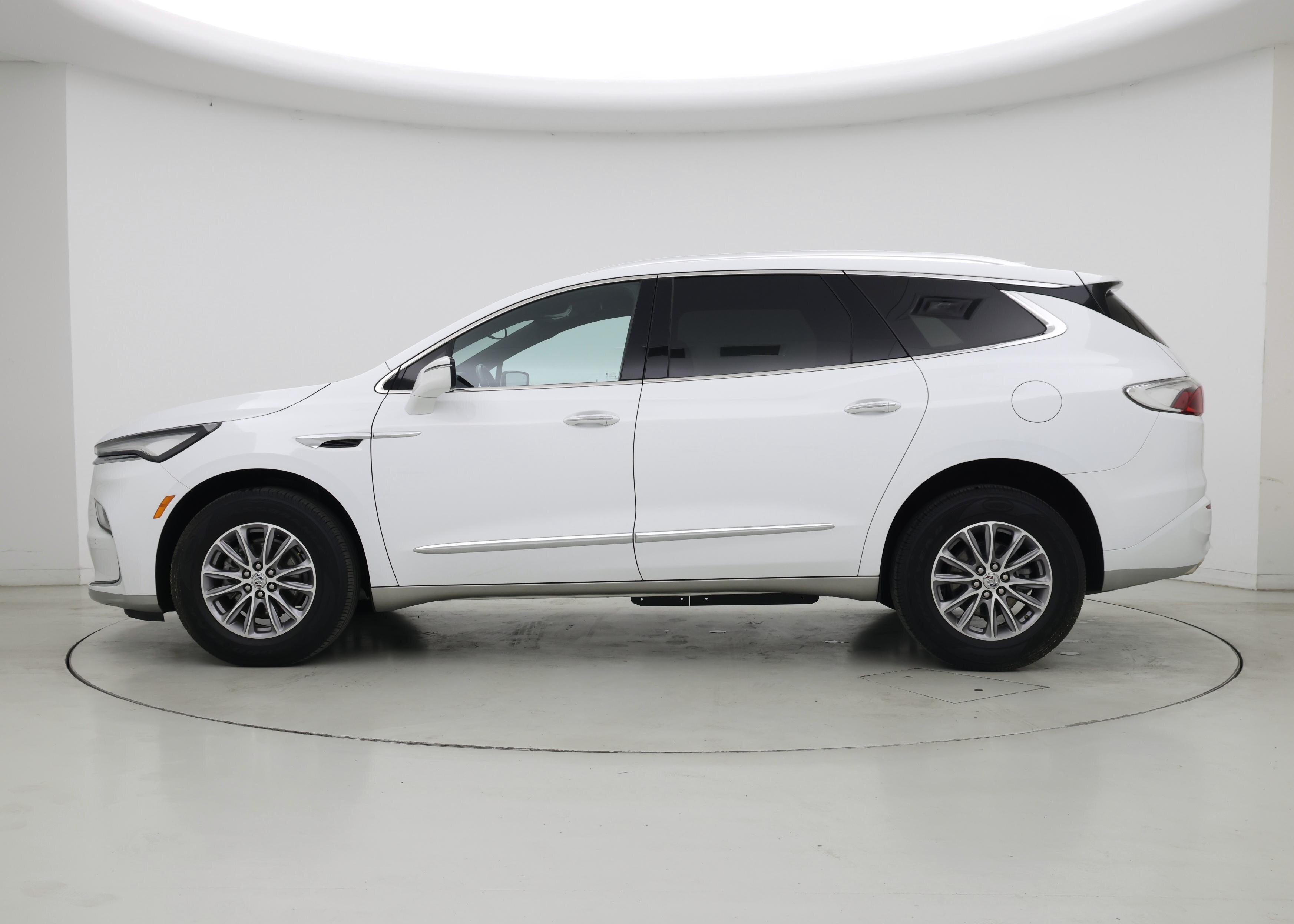 Thumbnail: 2023 Buick Enclave - 3