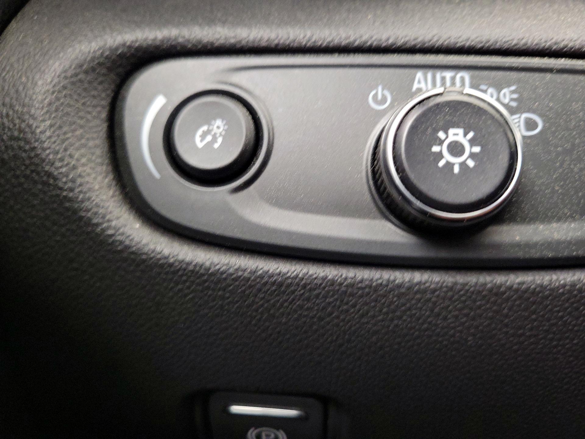 Thumbnail: 2023 Chevrolet Blazer - 13