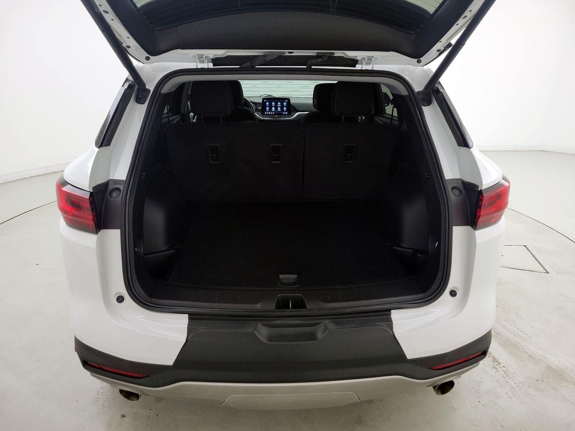 Thumbnail: 2023 Chevrolet Blazer - 20