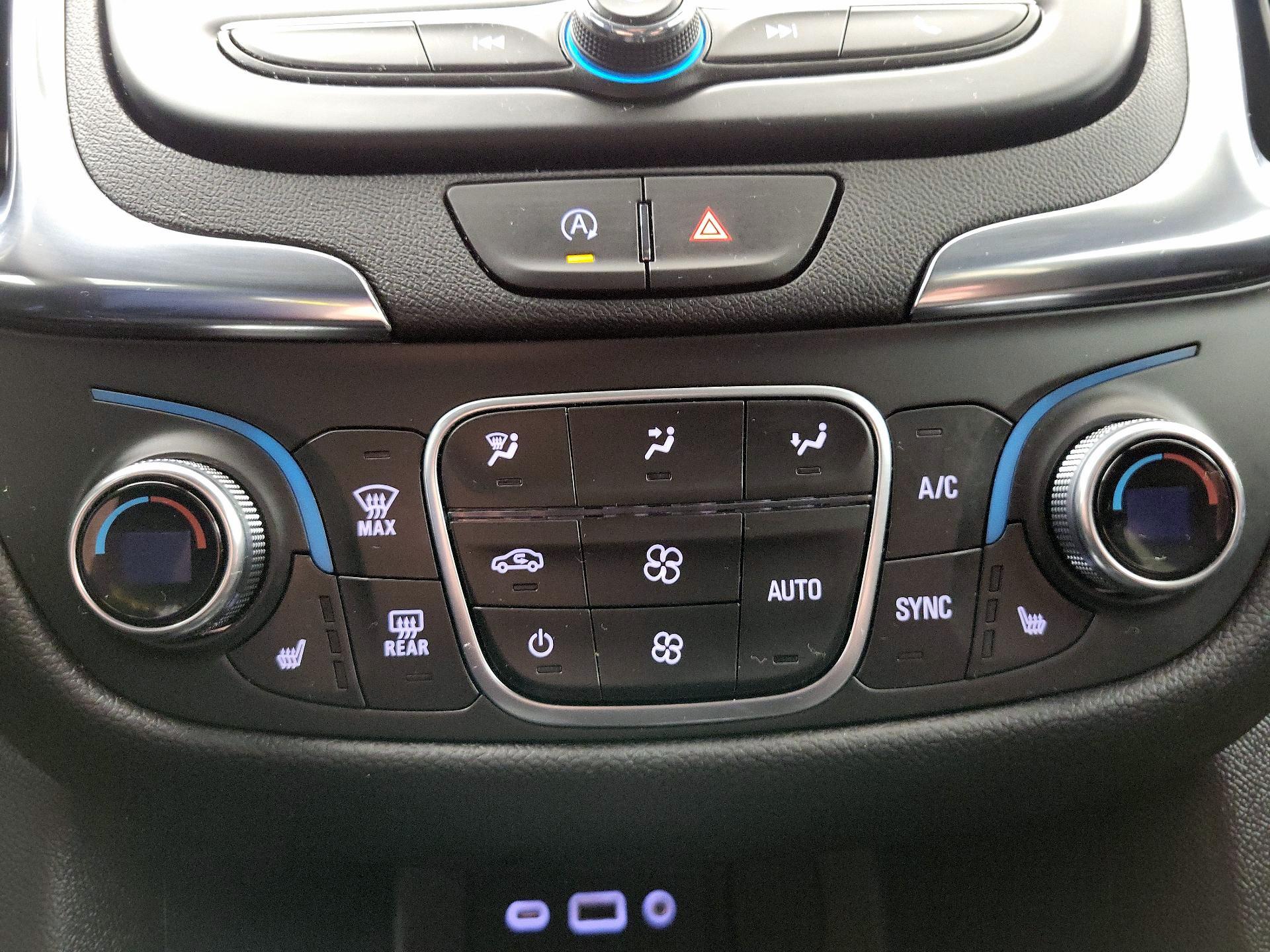 Thumbnail: 2024 Chevrolet Equinox - 16