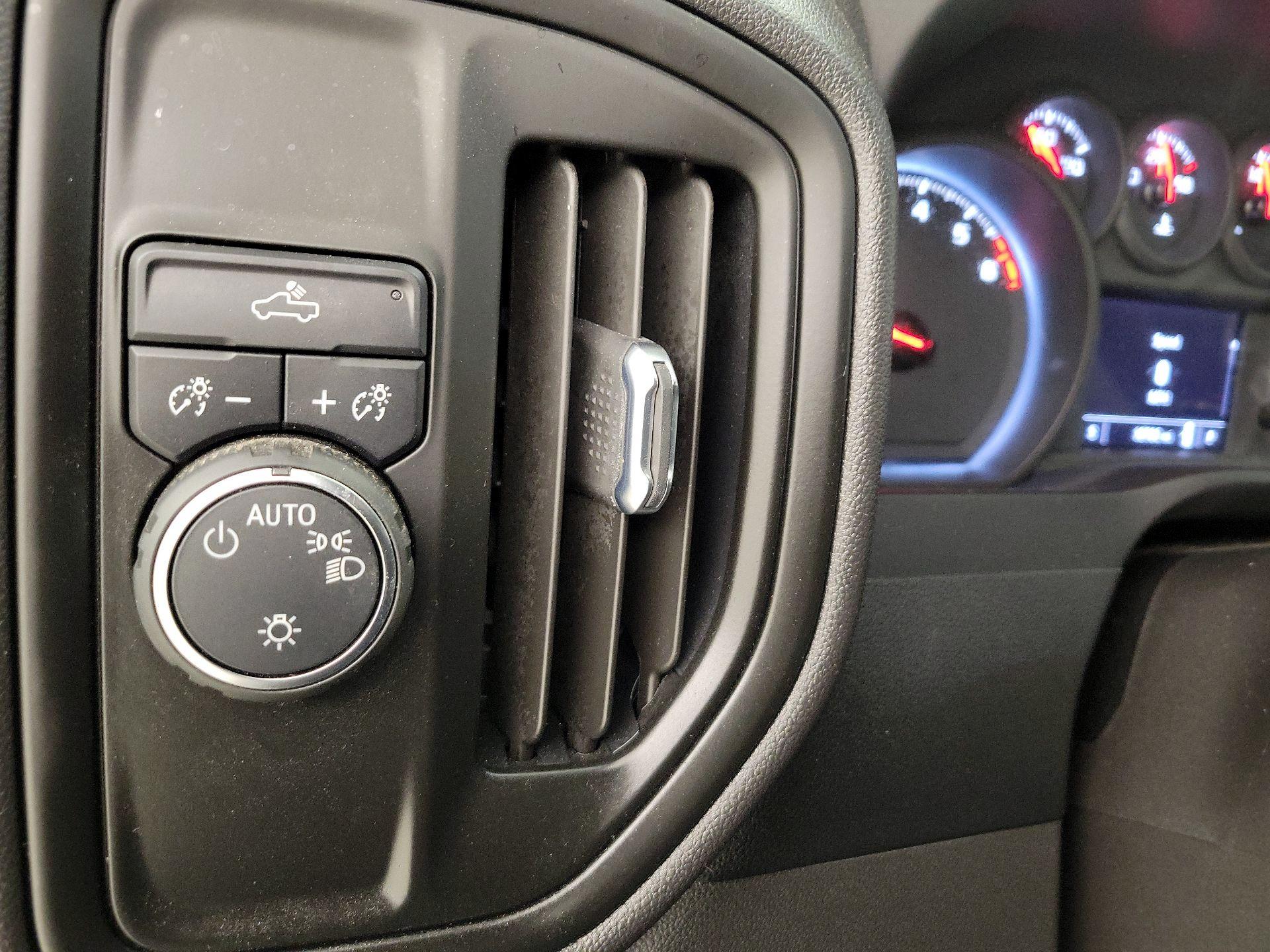 Thumbnail: 2022 Chevrolet Silverado 1500 - 13