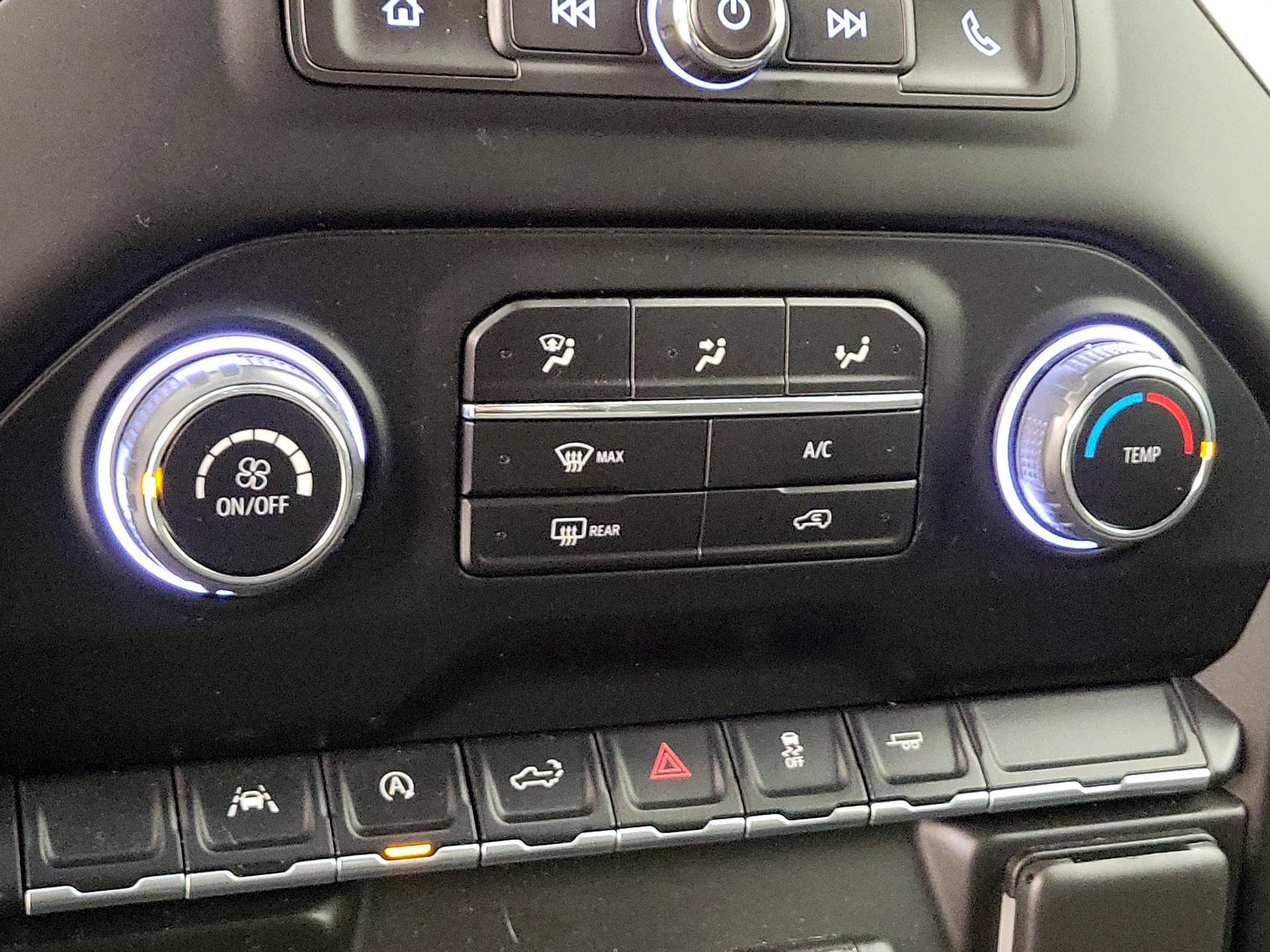 Thumbnail: 2022 Chevrolet Silverado 1500 - 16