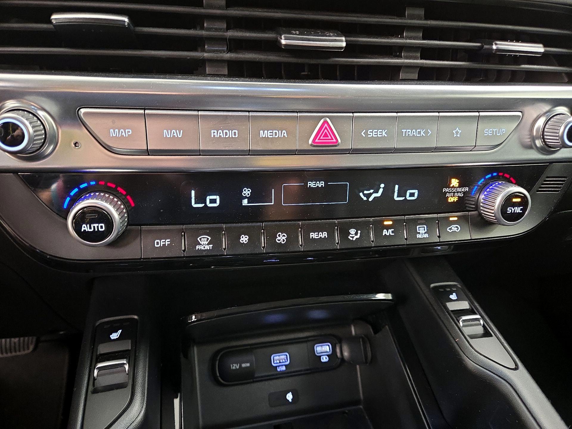 Thumbnail: 2022 Kia Telluride - 17