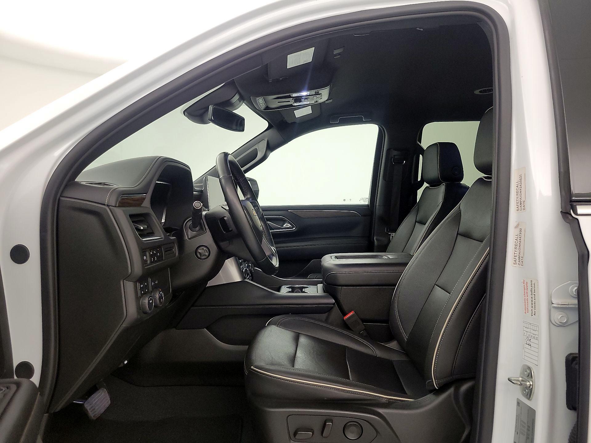 Thumbnail: 2023 Chevrolet Suburban - 9