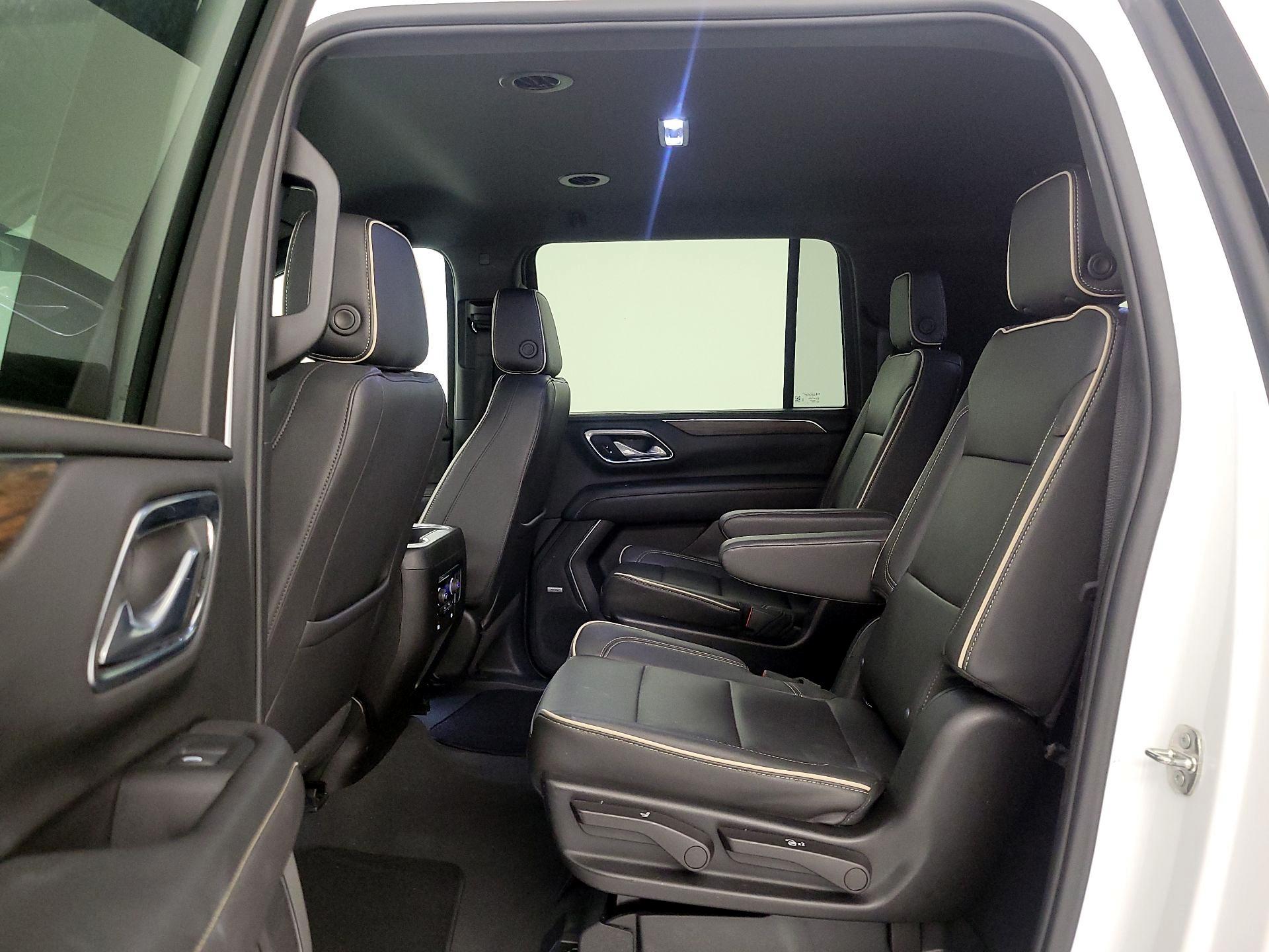 Thumbnail: 2023 Chevrolet Suburban - 17