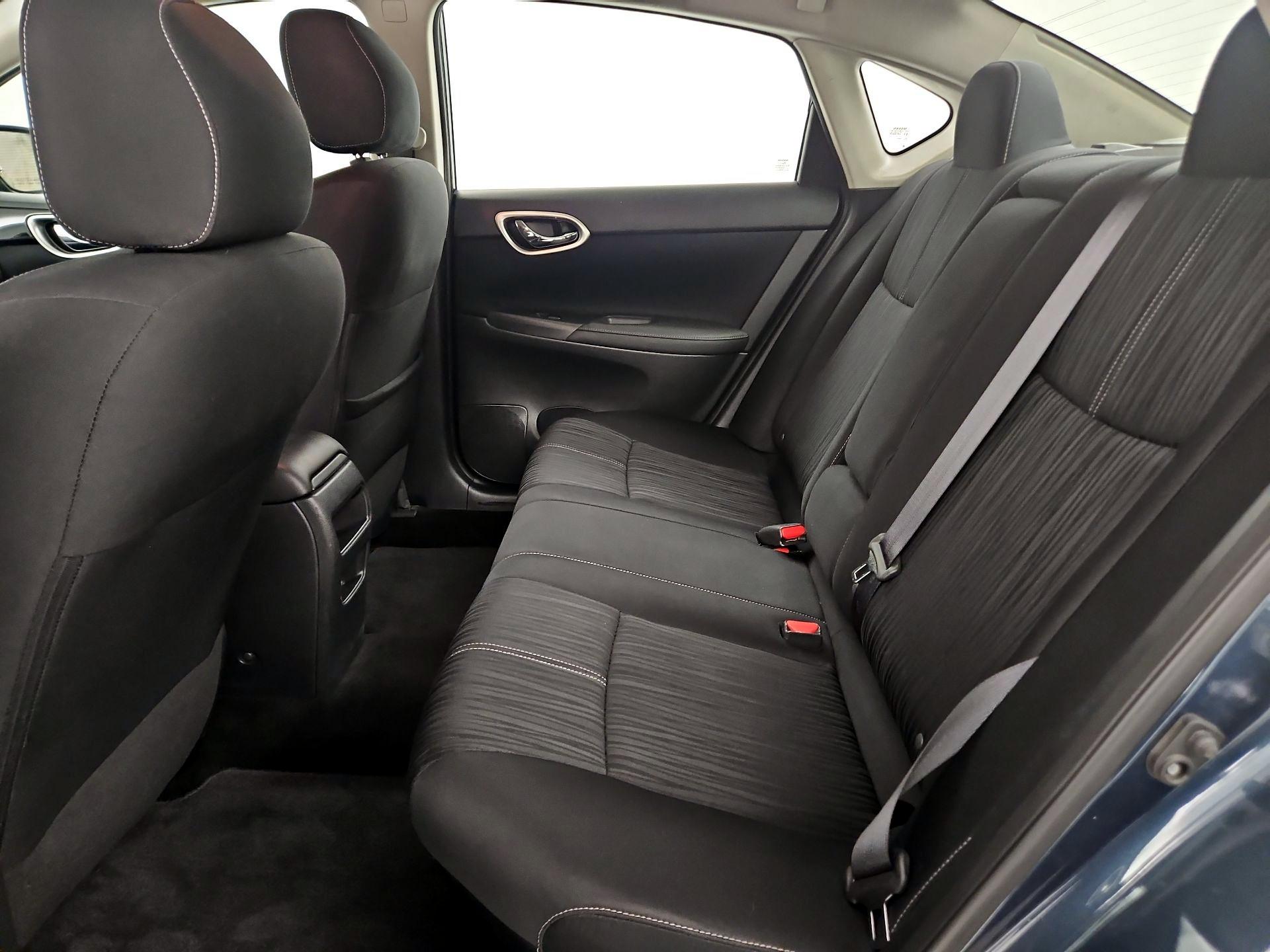 Thumbnail: 2017 Nissan Sentra - 16
