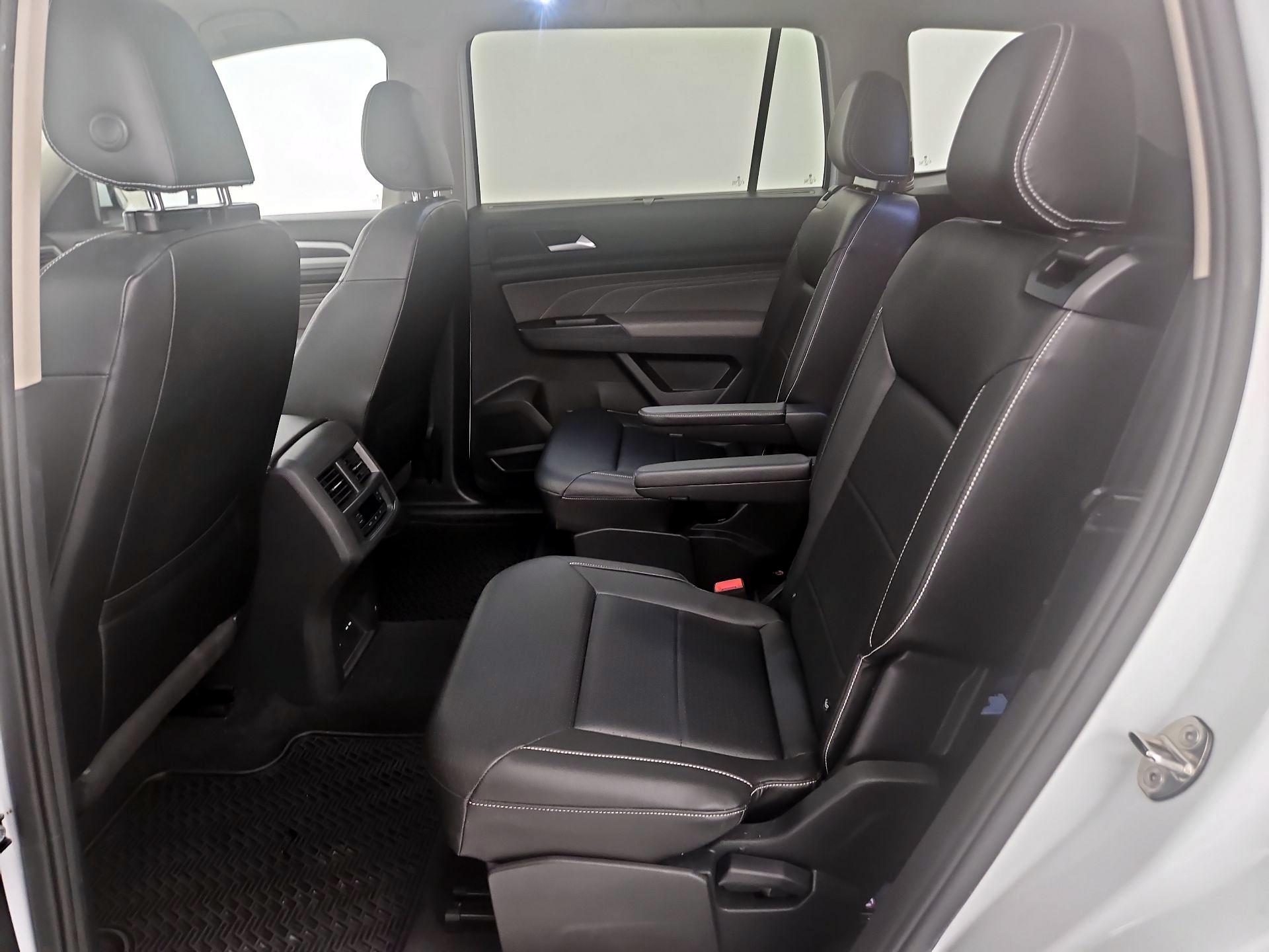 Thumbnail: 2021 Volkswagen Atlas - 18