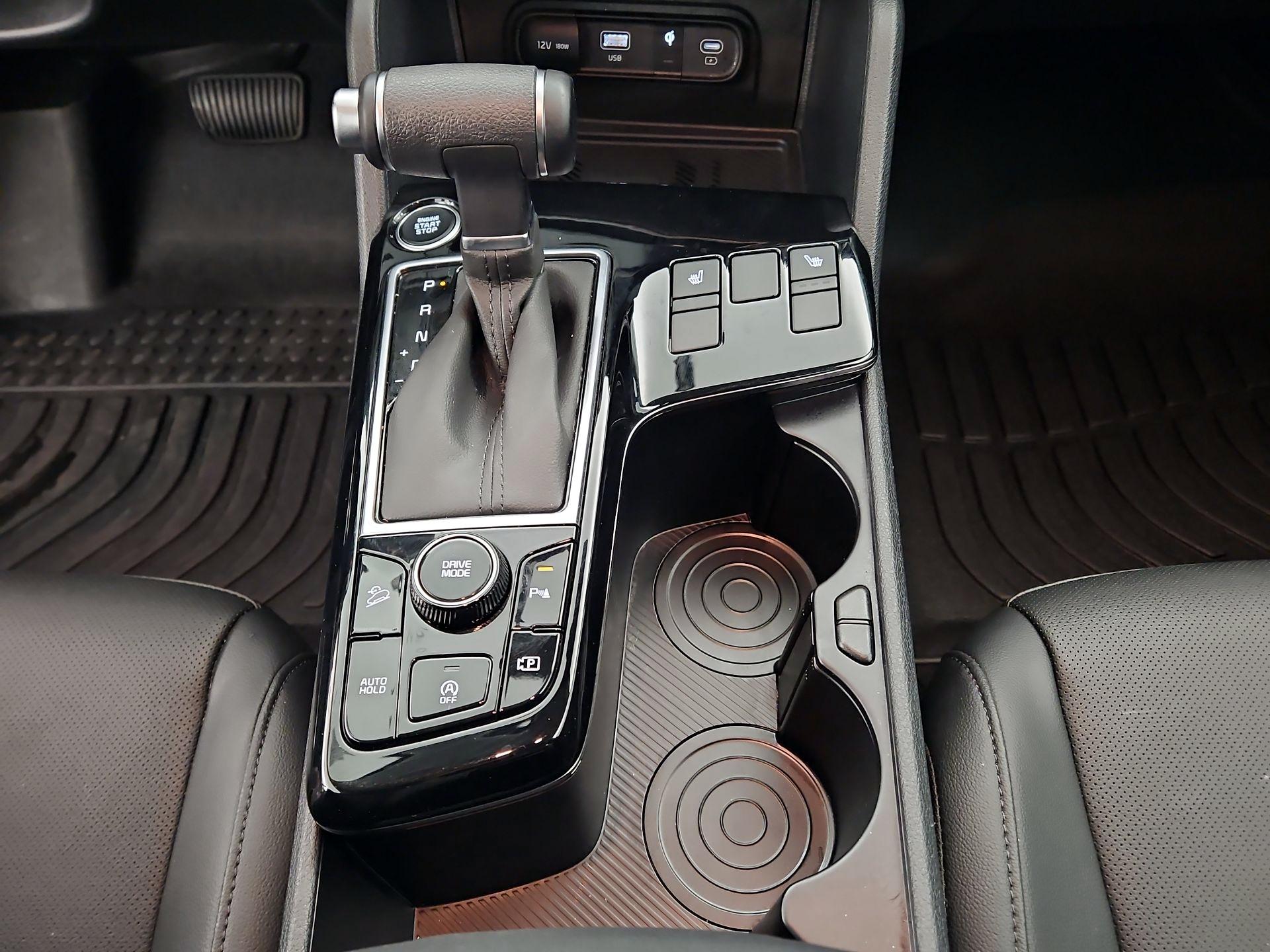 Thumbnail: 2025 Kia Sportage - 18