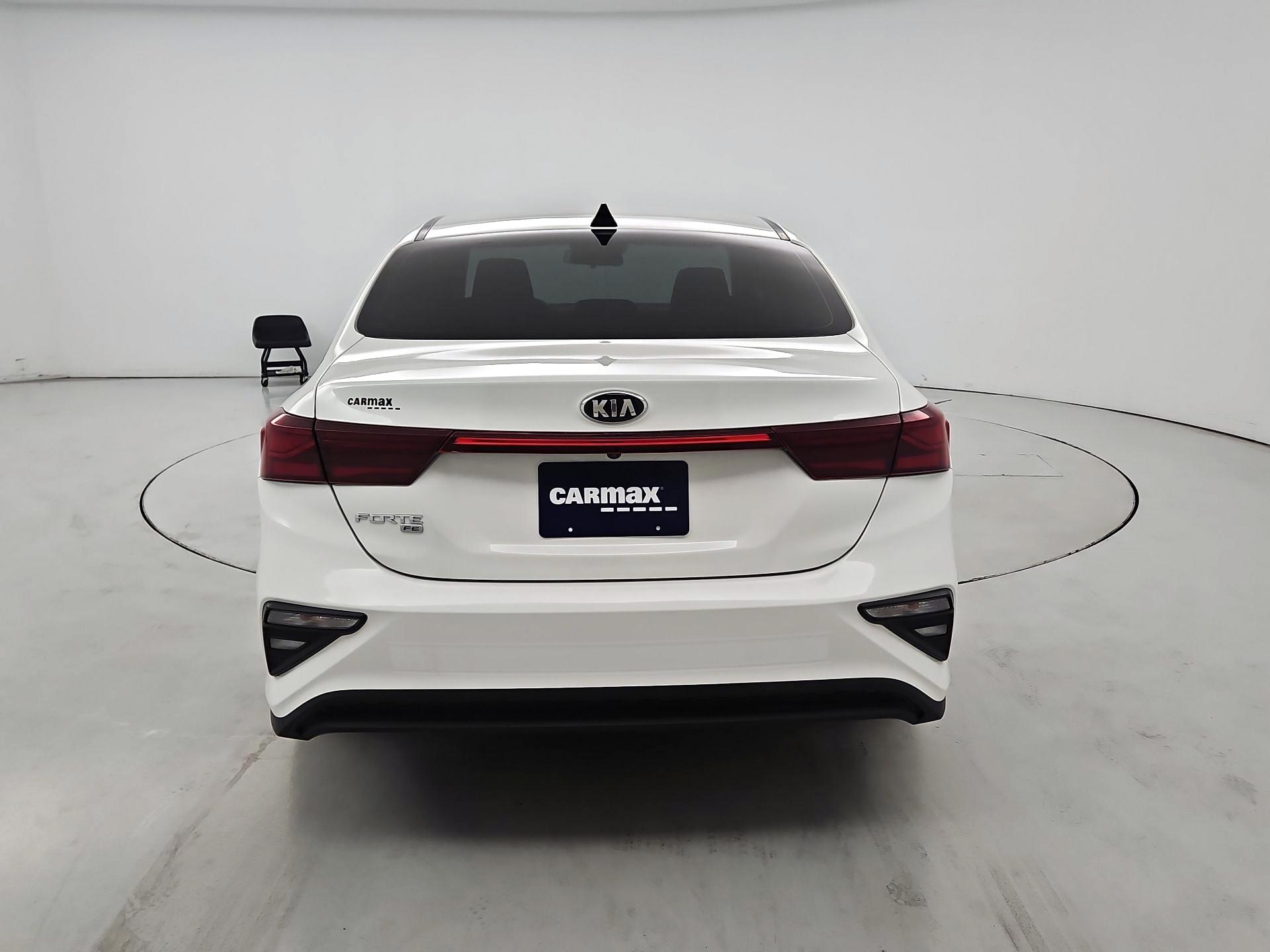 Thumbnail: 2019 Kia Forte - 6