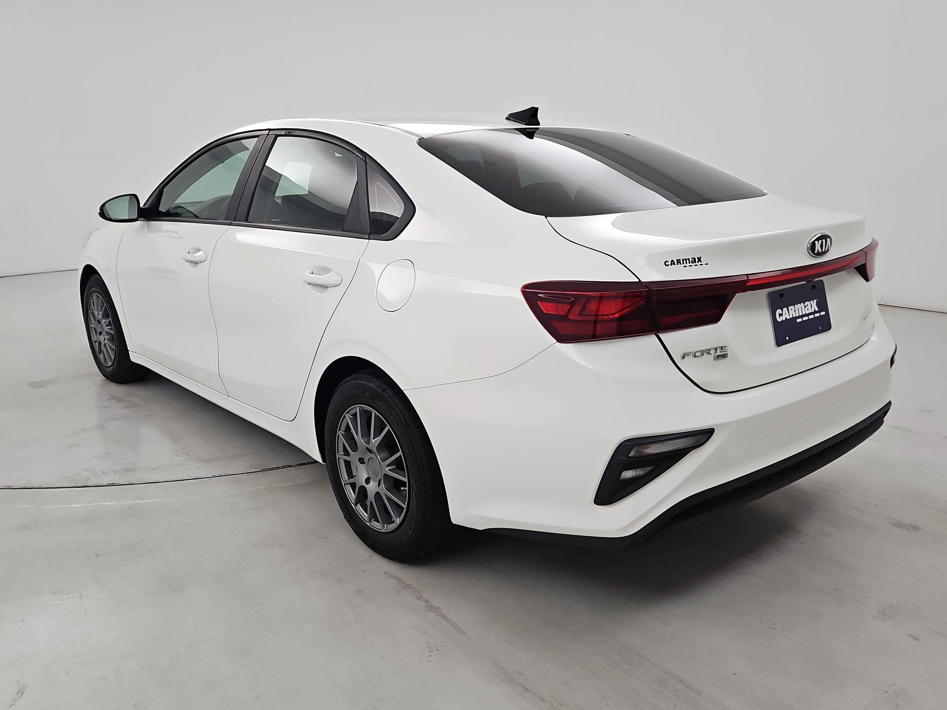 Thumbnail: 2019 Kia Forte - 7