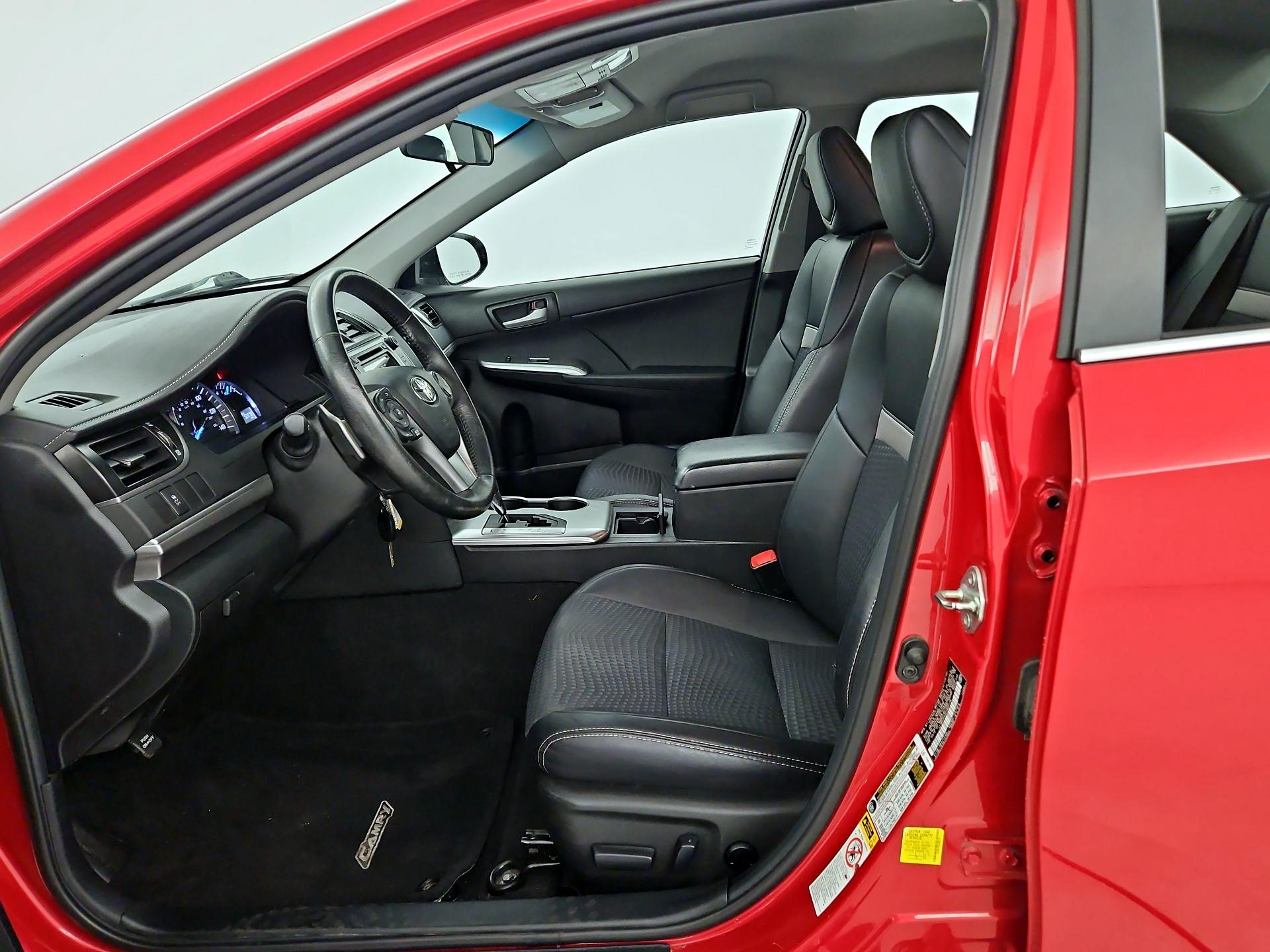 Thumbnail: 2014 Toyota Camry - 9