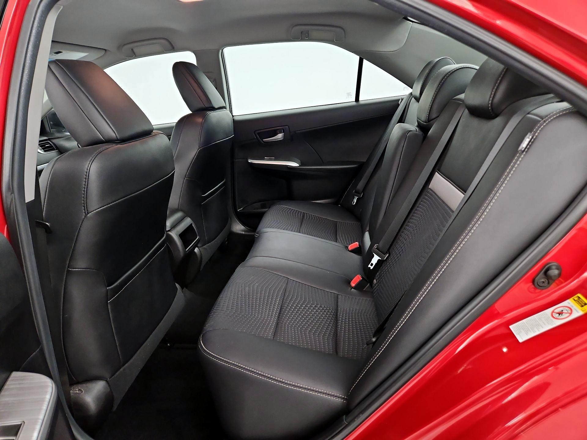 Thumbnail: 2014 Toyota Camry - 17