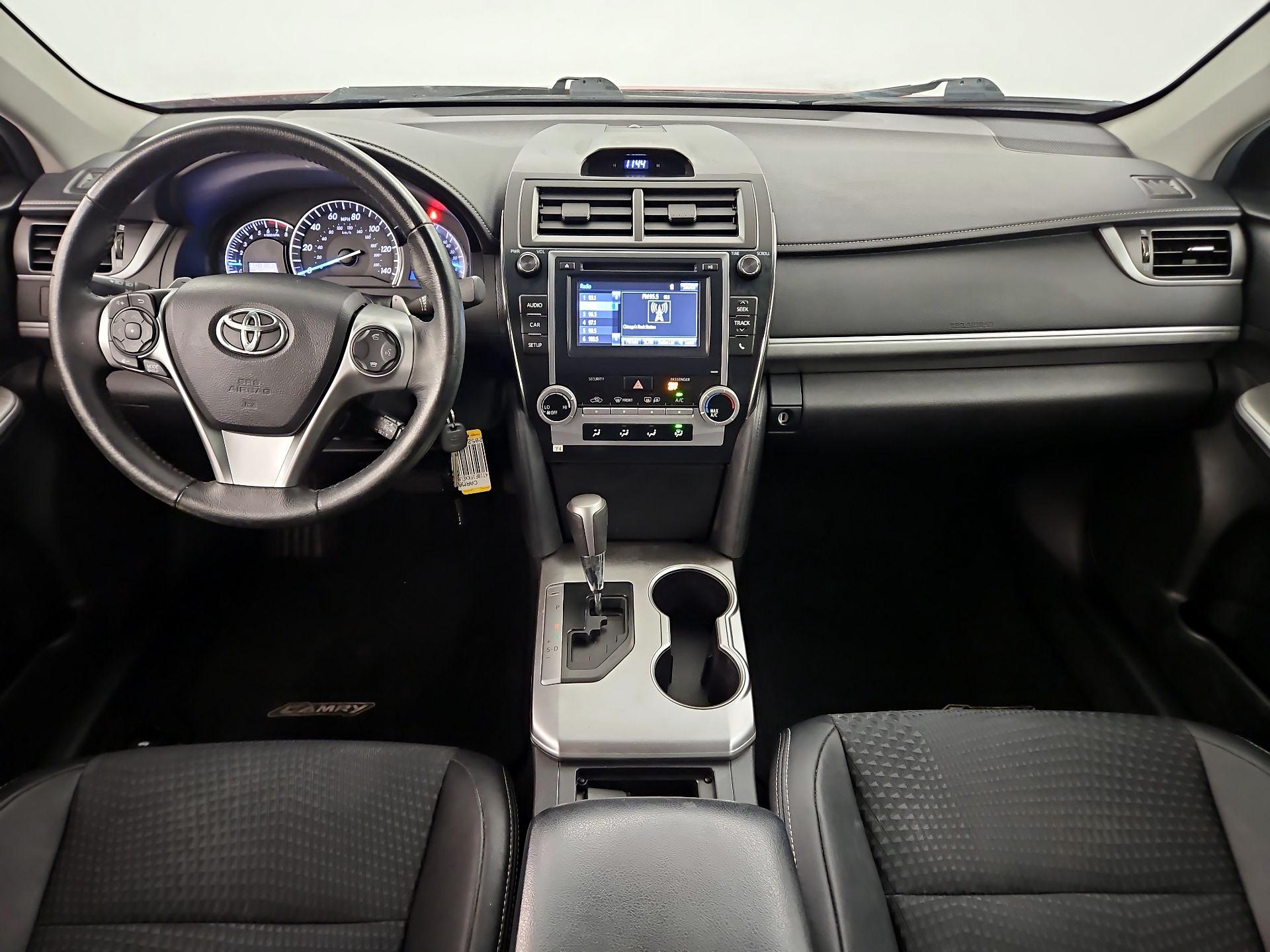 Thumbnail: 2014 Toyota Camry - 8