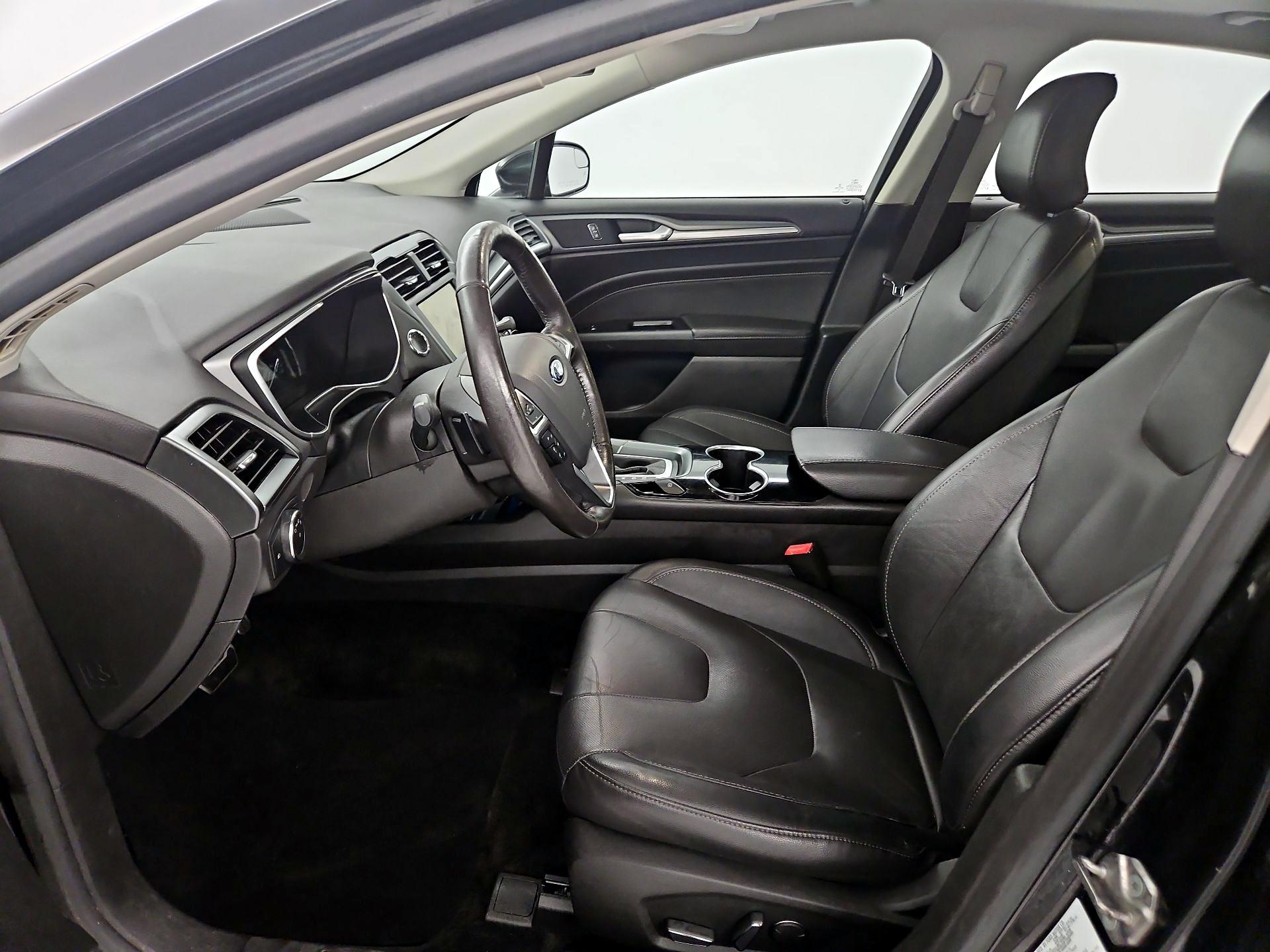 Thumbnail: 2015 Ford Fusion - 9