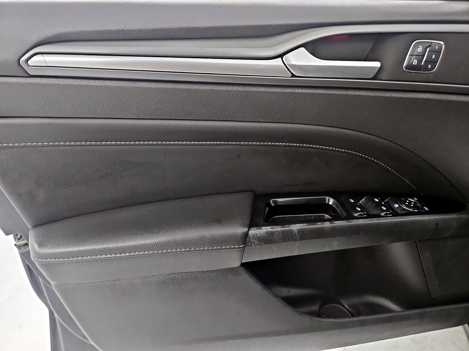 2015 Ford Fusion Titanium - Photo 11