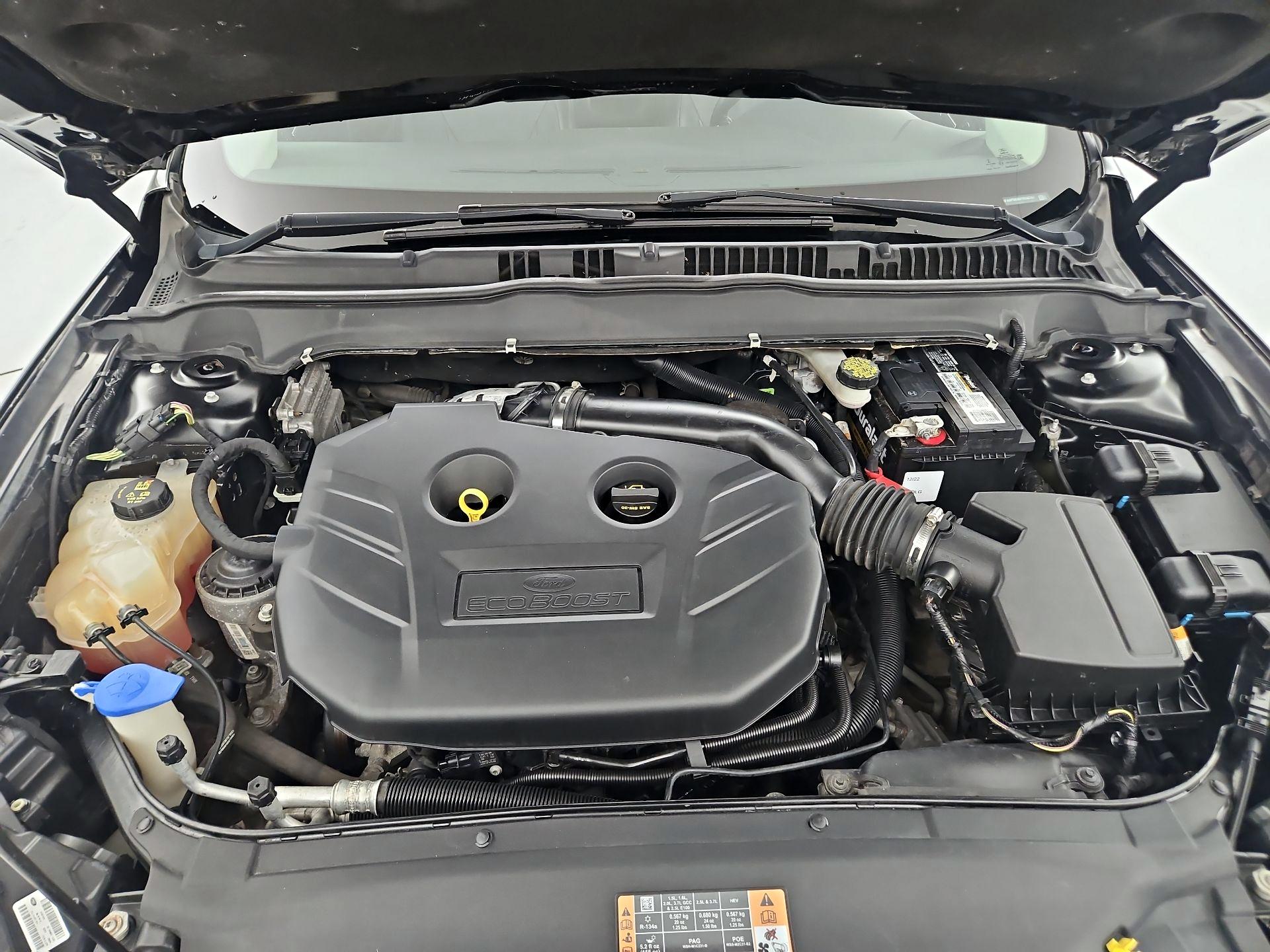 Thumbnail: 2015 Ford Fusion - 20