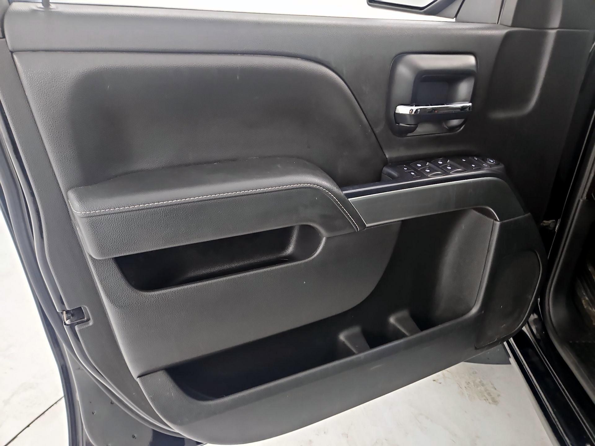 Thumbnail: 2015 Chevrolet Silverado 2500 - 12