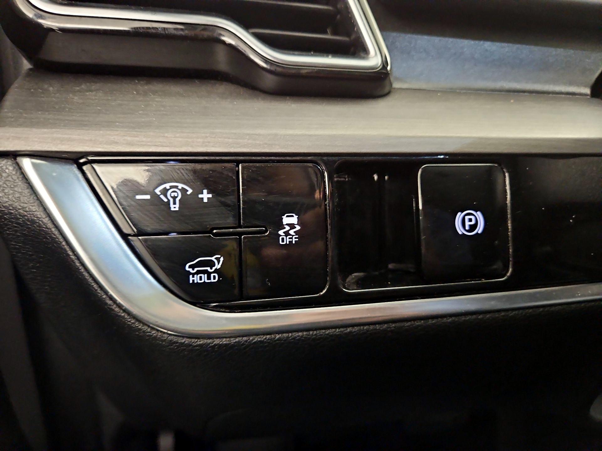 Thumbnail: 2023 Kia Sportage - 13