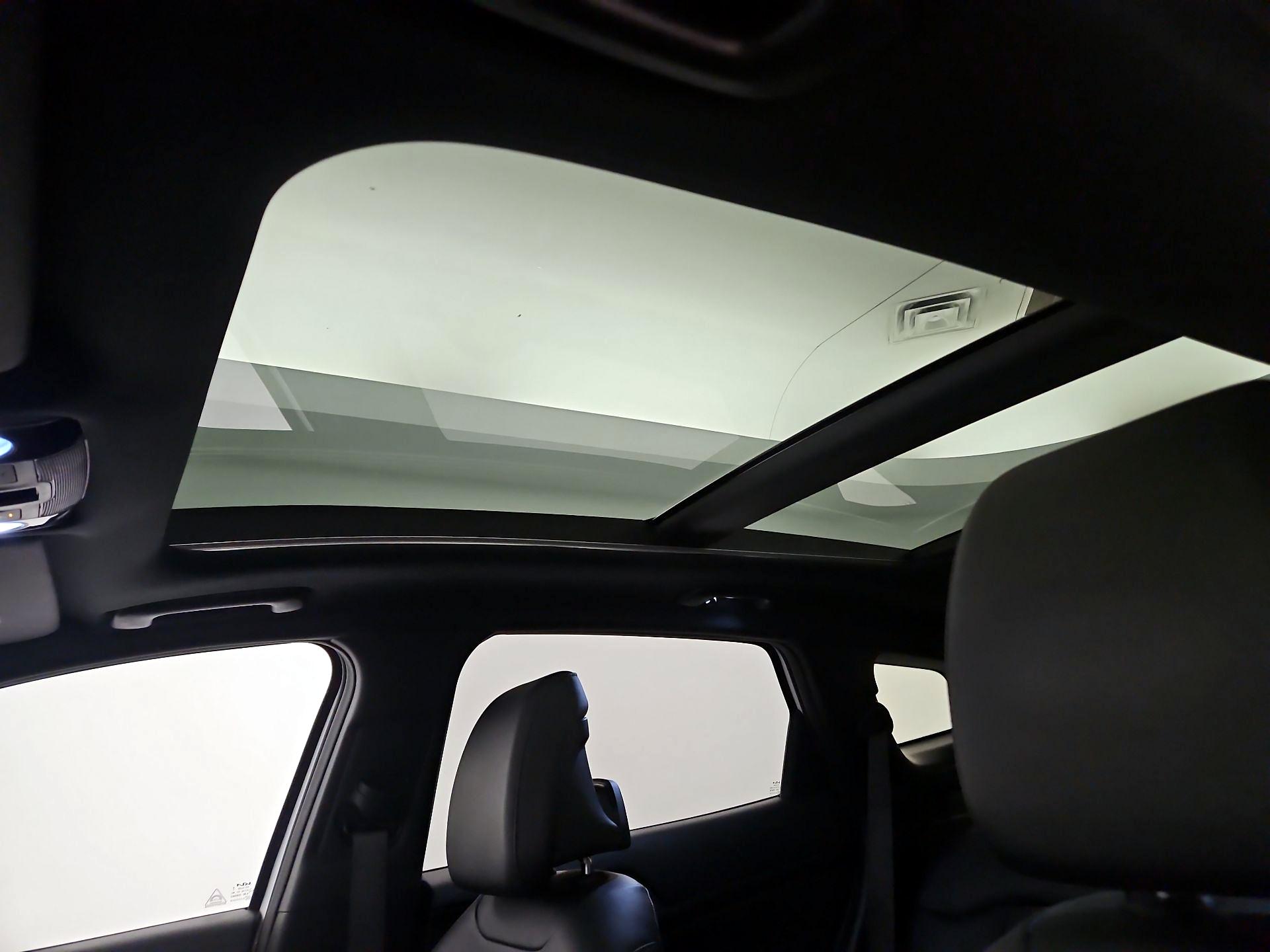 Thumbnail: 2023 Kia Sportage - 20