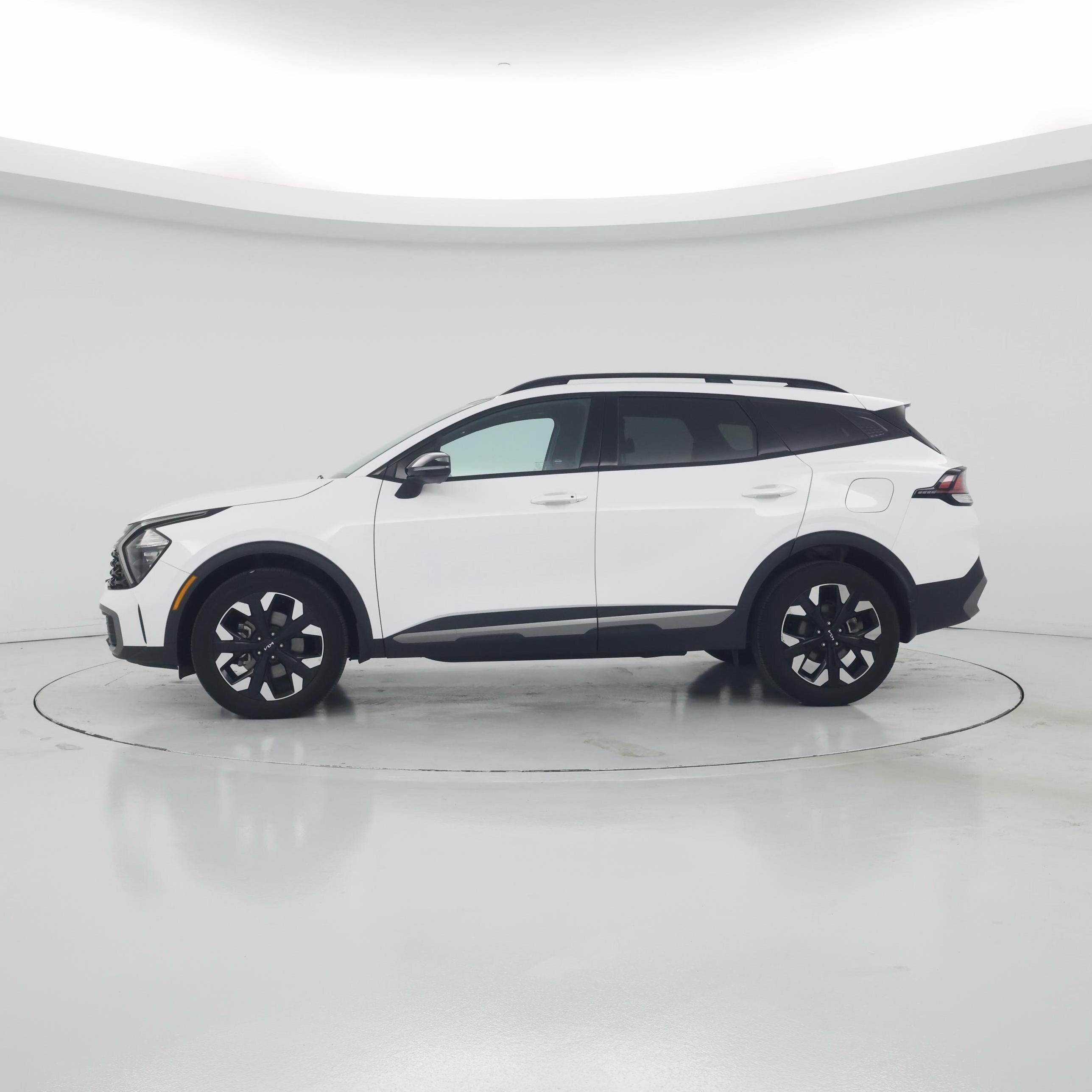 Thumbnail: 2023 Kia Sportage - 3
