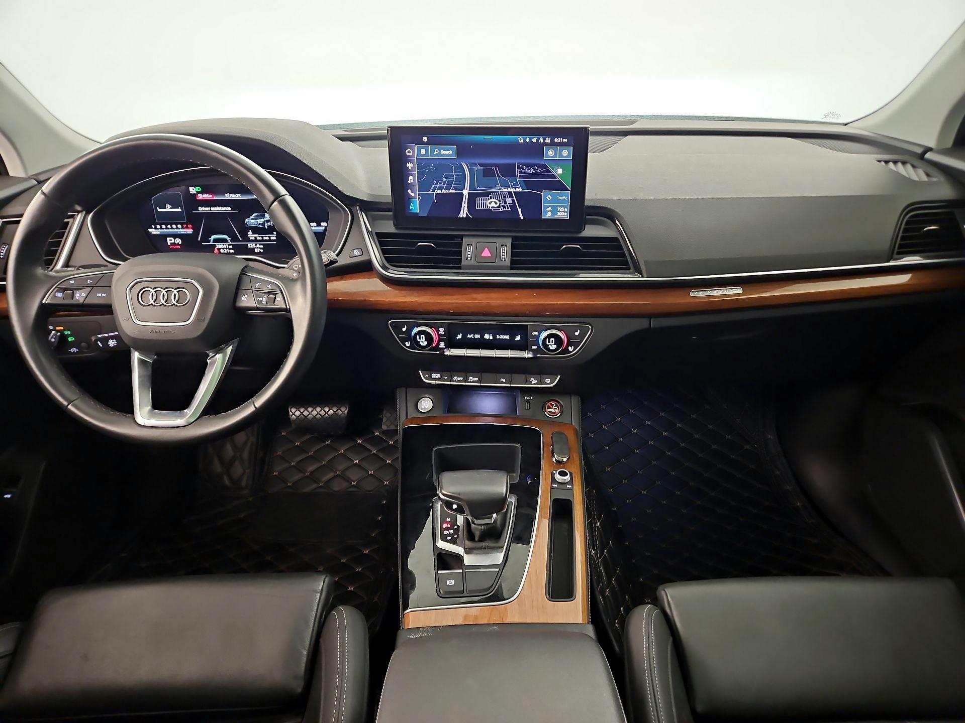 Thumbnail: 2022 Audi Q5 - 8