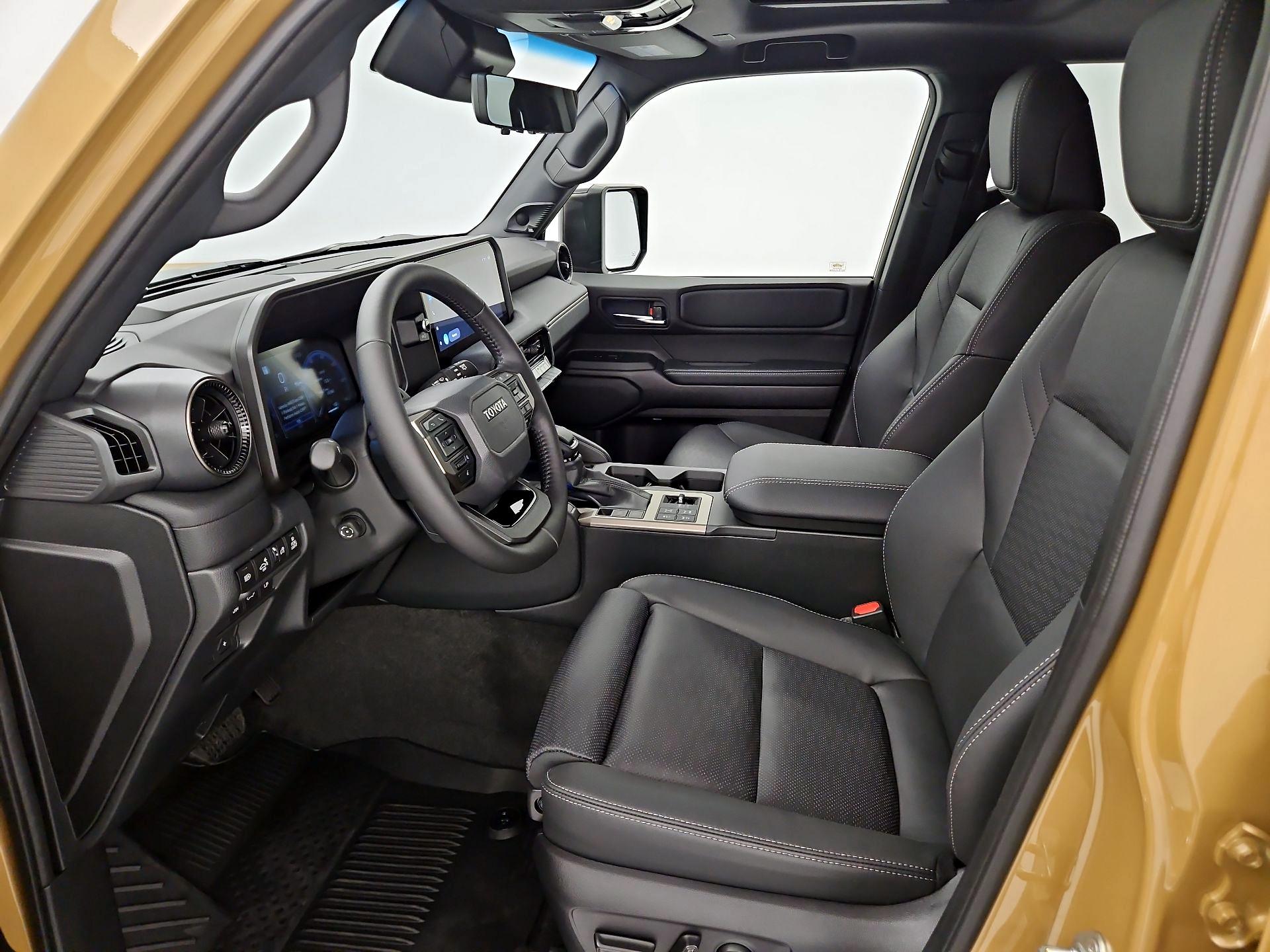 Thumbnail: 2025 Toyota Land Cruiser - 11