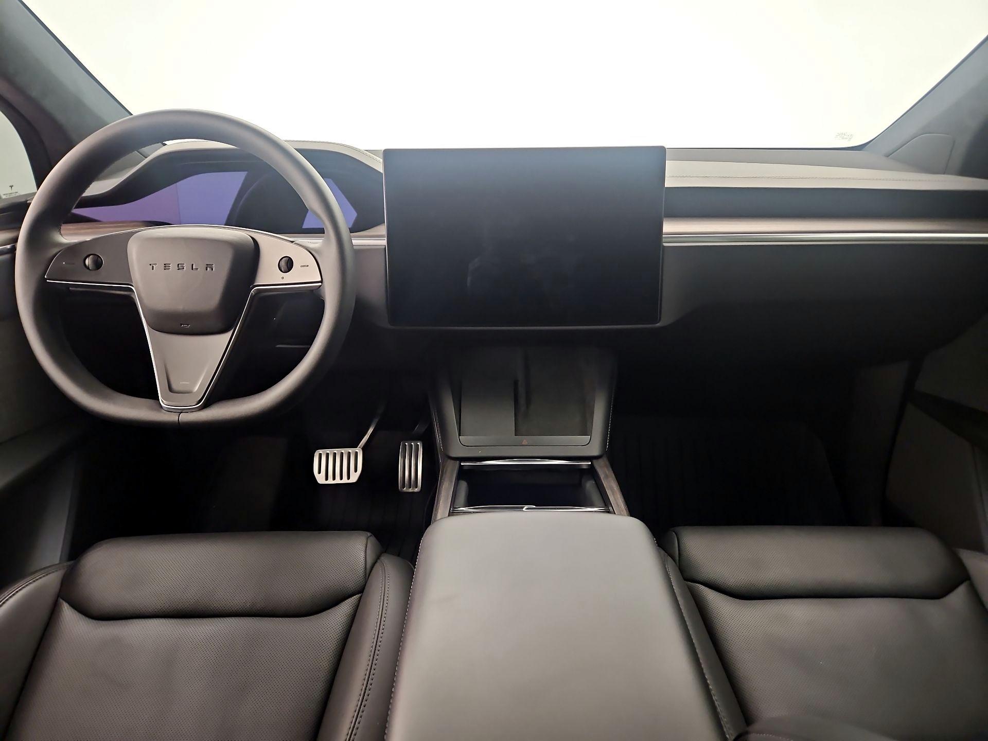 Thumbnail: 2024 Tesla Model X - 9