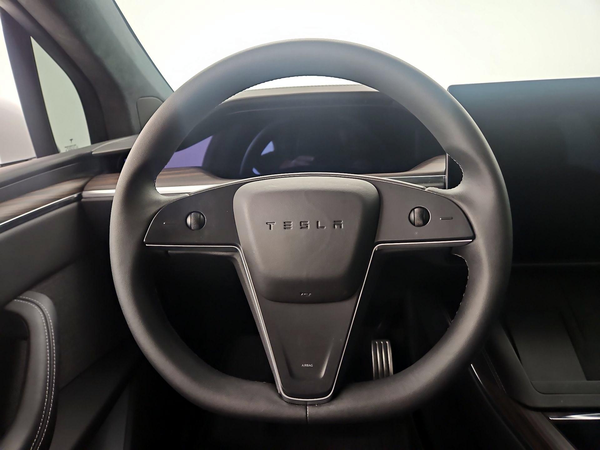 Thumbnail: 2024 Tesla Model X - 10