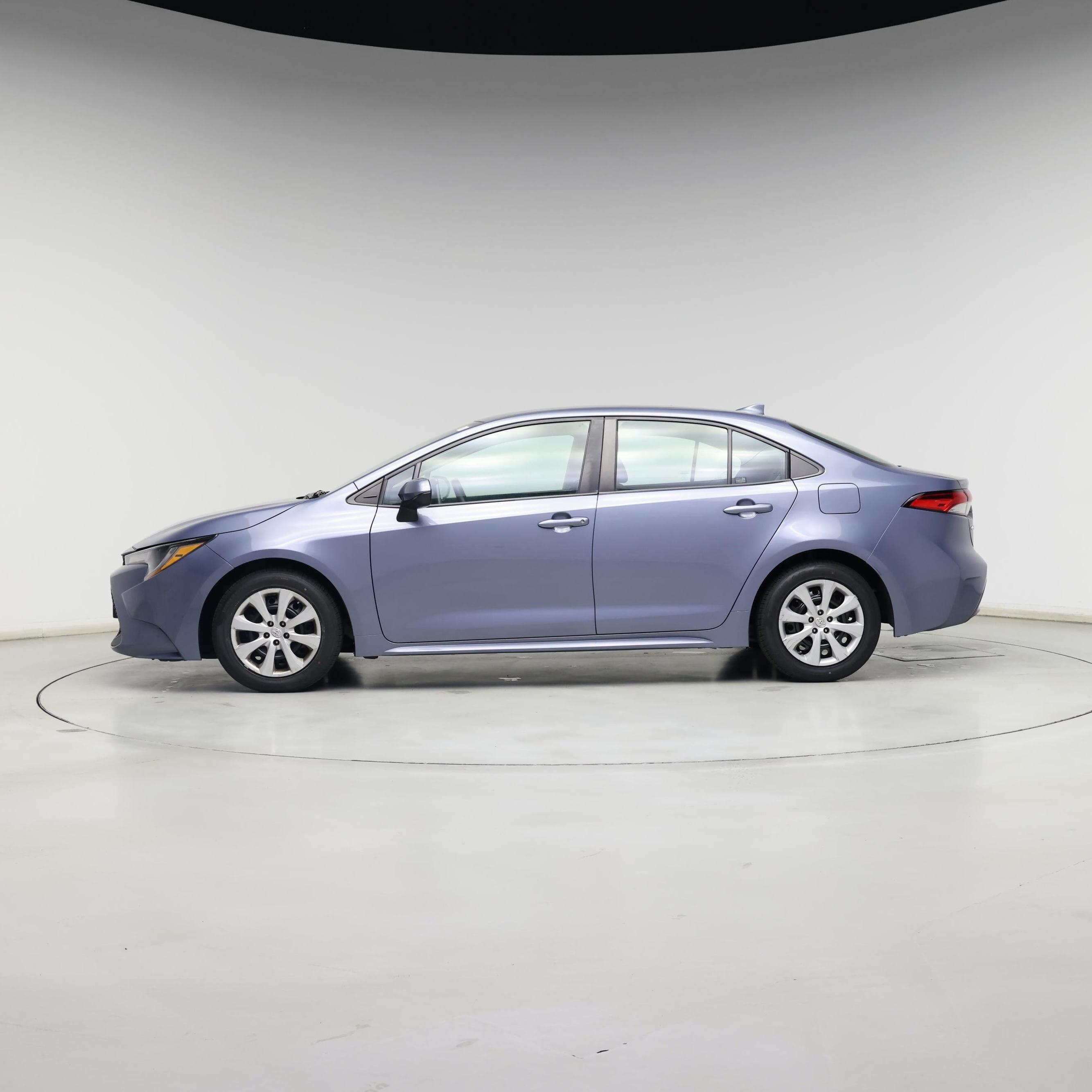 Thumbnail: 2021 Toyota Corolla - 3