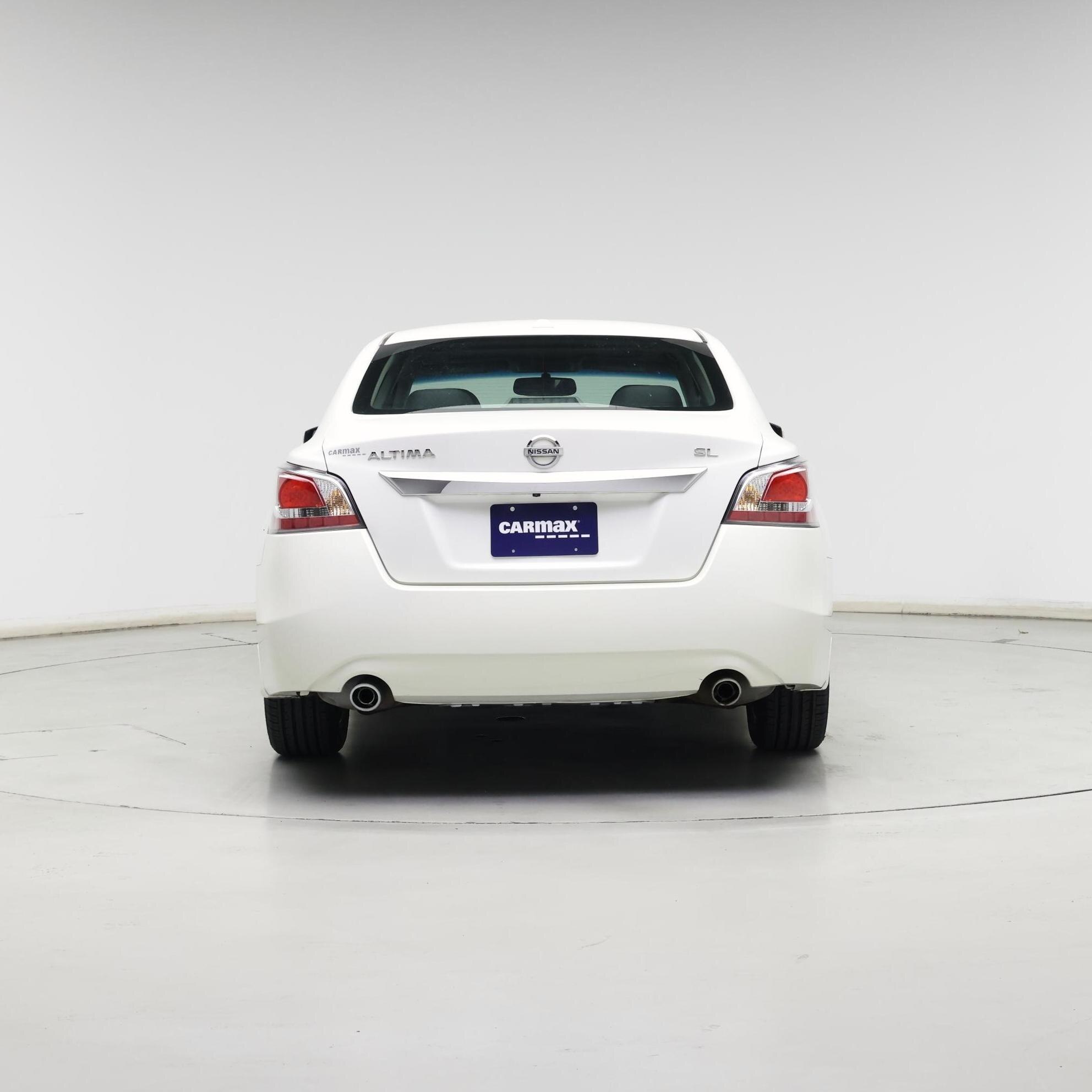 Thumbnail: 2015 Nissan Altima - 6