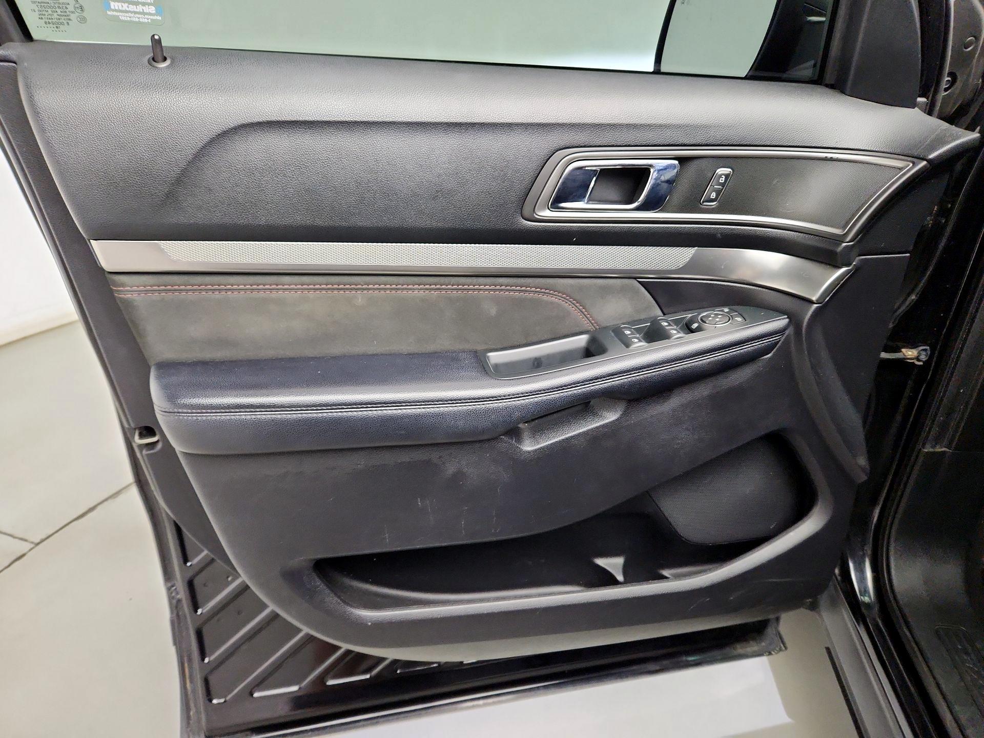 Thumbnail: 2018 Ford Explorer - 12