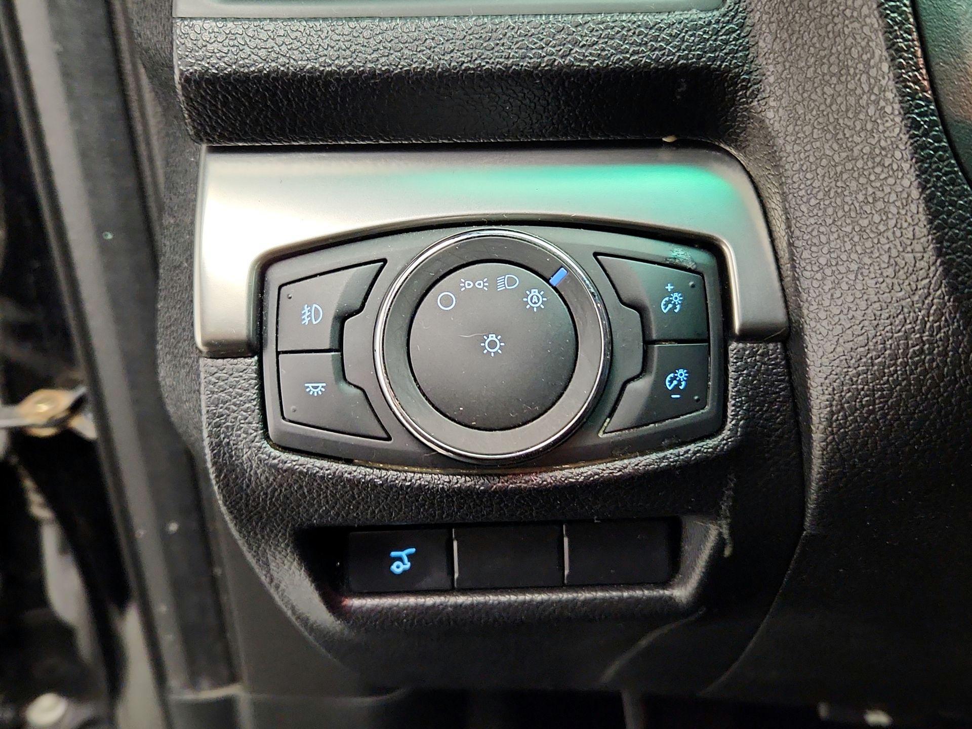 Thumbnail: 2018 Ford Explorer - 13