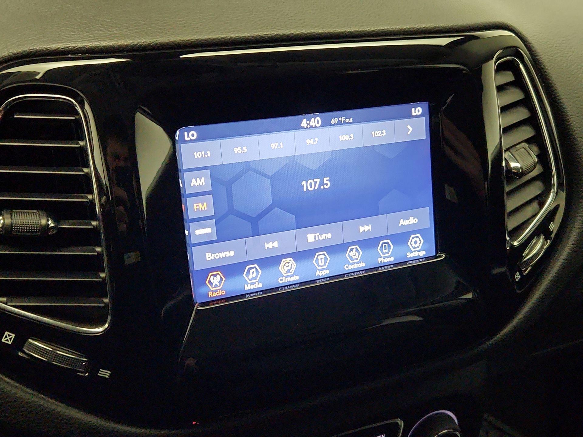 Thumbnail: 2019 Jeep Compass - 15