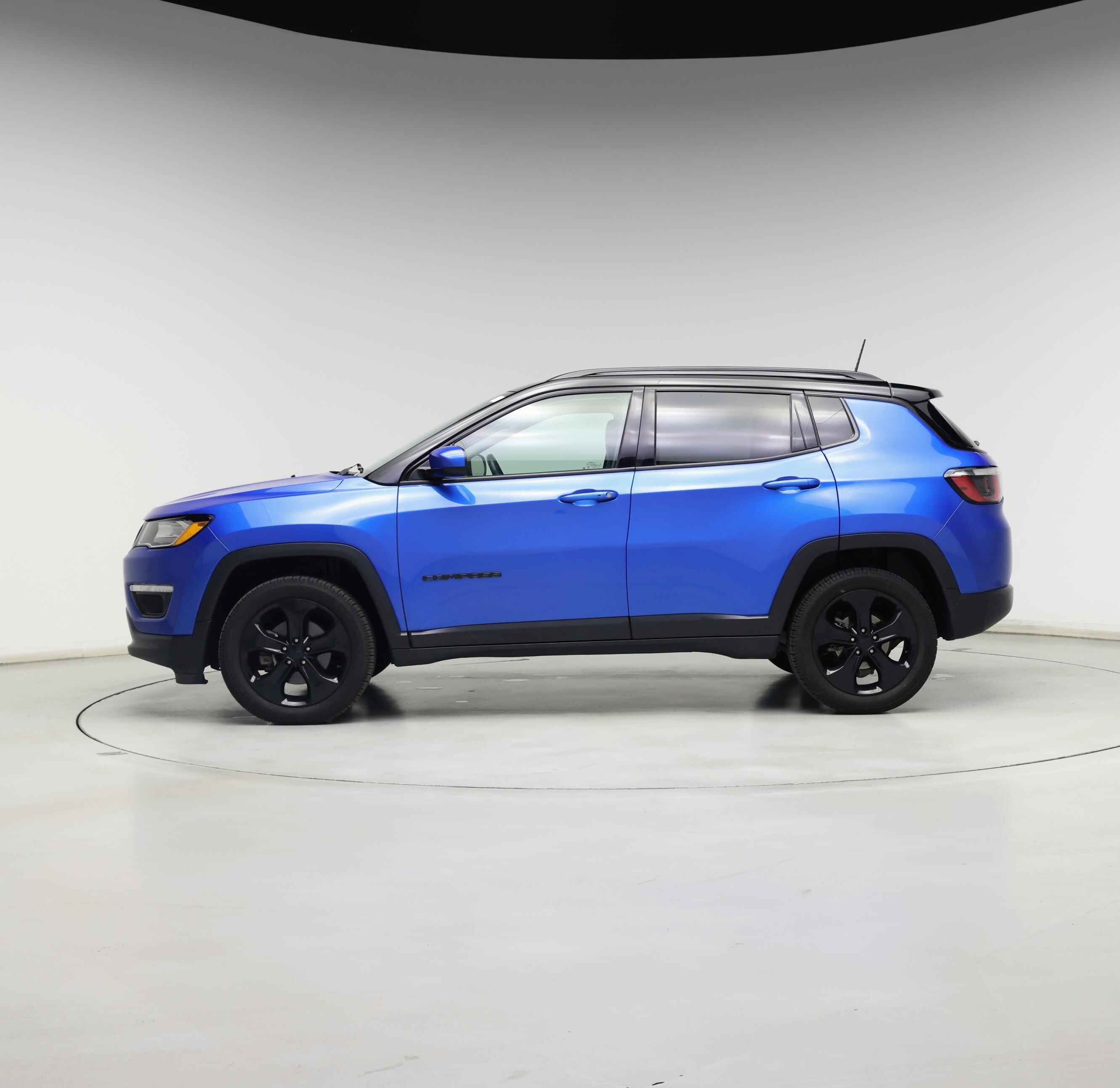 Thumbnail: 2019 Jeep Compass - 3