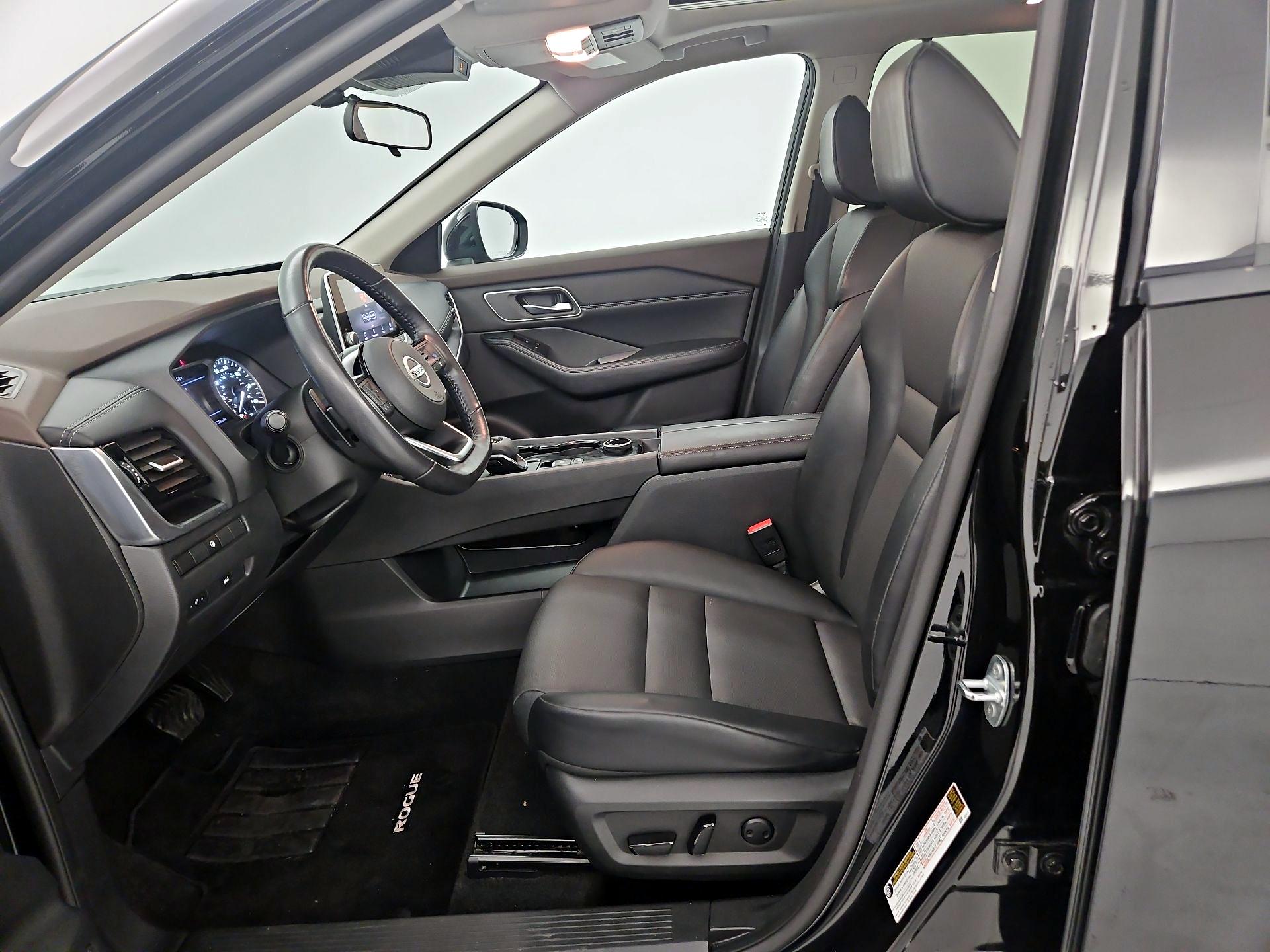 Thumbnail: 2021 Nissan Rogue - 11