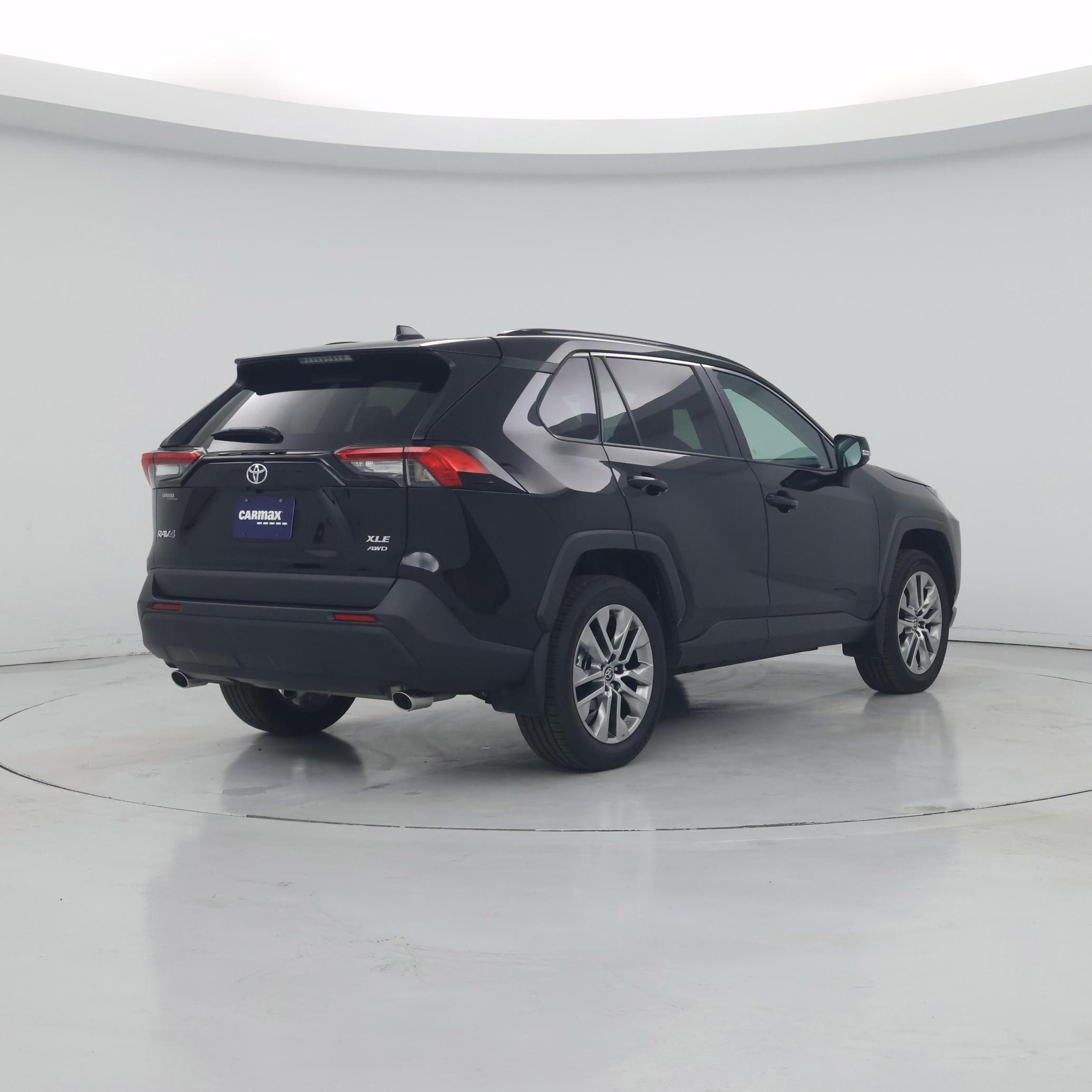 Thumbnail: 2025 Toyota RAV4 - 8